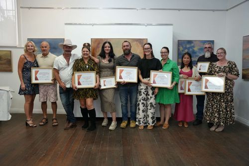 Winners Peta and Troy Apps (Prince of Wales), Tim Daley (Anlaby Station), Sally Hunt and Sarah Roberts (Sally’s Treasure Hunt), Paul Fisher (Anlaby Station), Hannah Heintze and Kayla Oliver (Pure Grace), Maggie Bosankoe (Com Viet), Peter and Andrea Duregon (Kapunda Home Hardware).