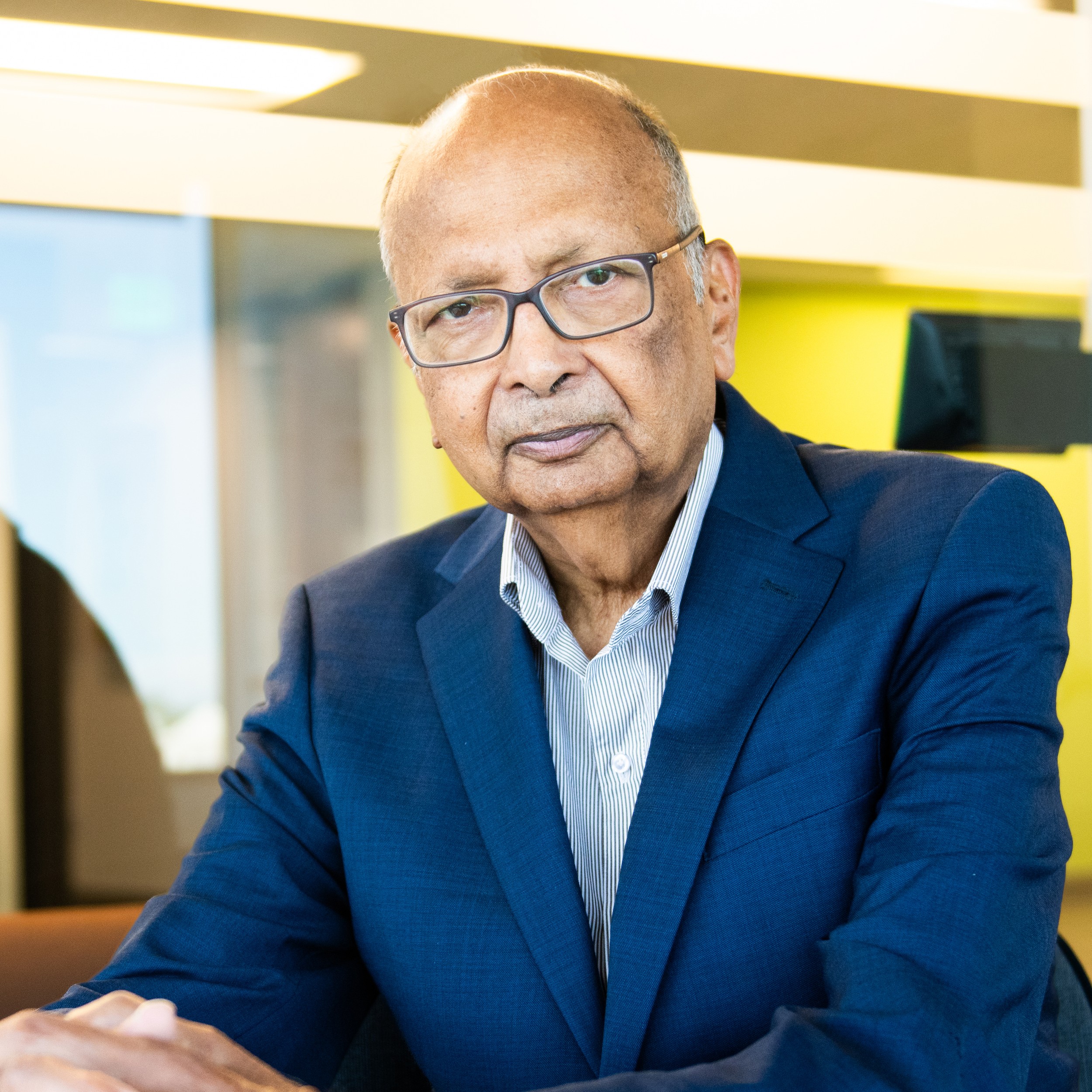 Dr. Arogyaswami Paulraj