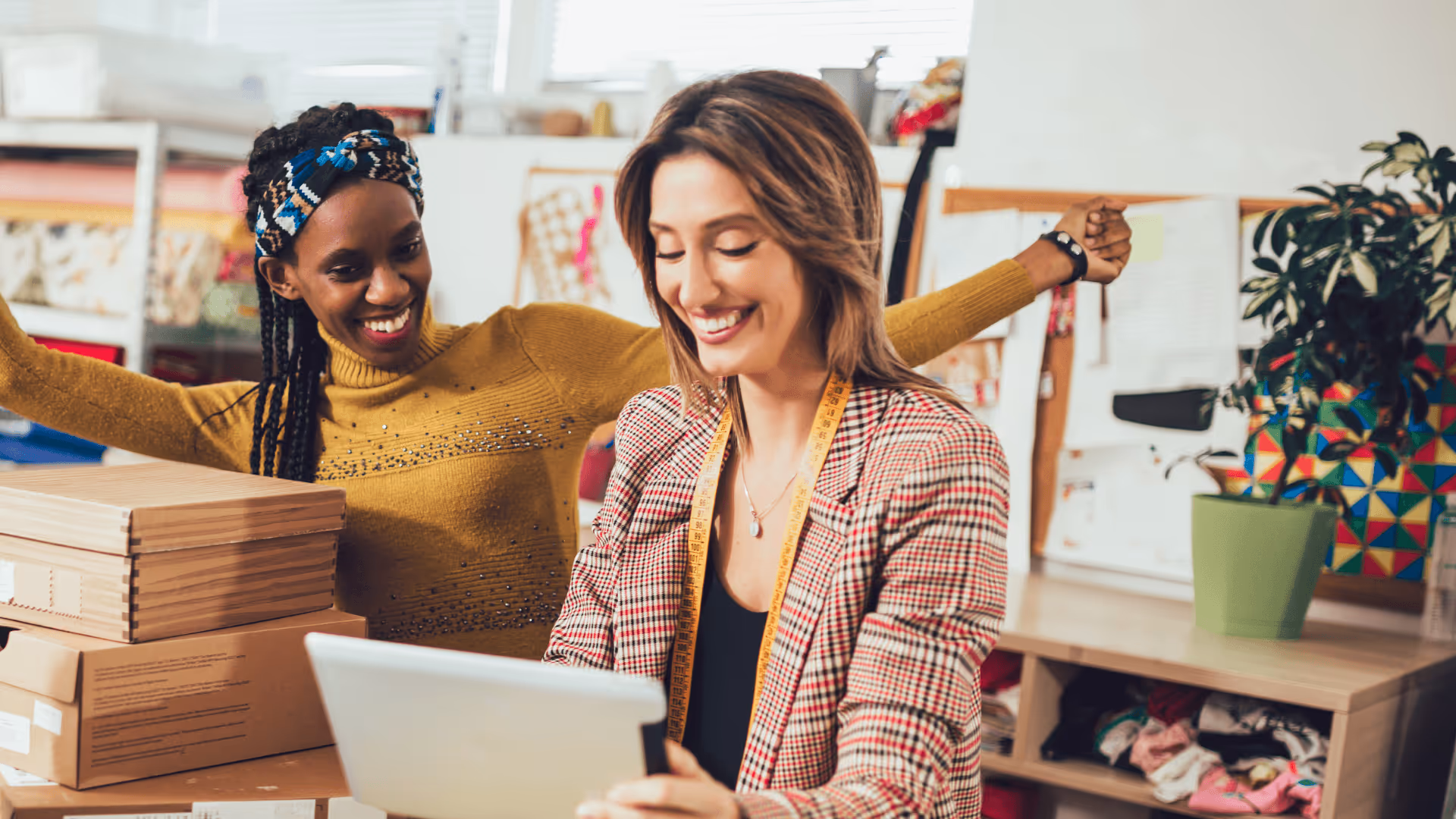 How to Use a B2B Fashion Platform to Increase Wholesale Revenue