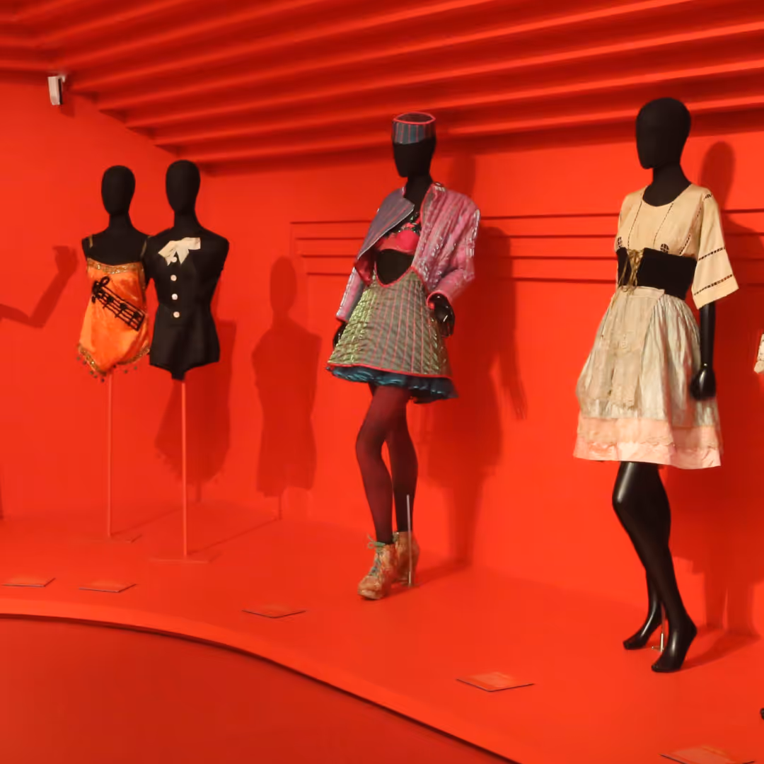 The Evolution of Color in Fashion and the Art of Predicting Seasonal Hue