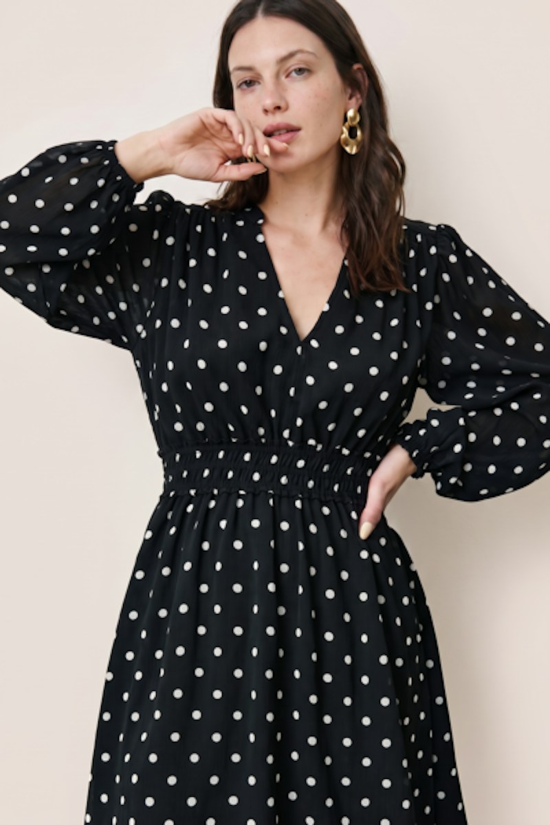 Robe Ailona