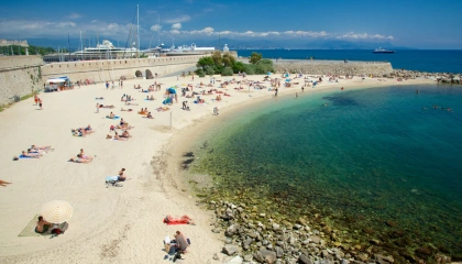 Boutiques de CBD à Antibes