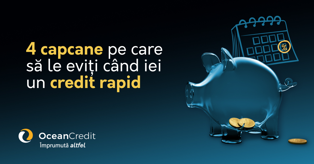 Pusculita de sticla cu monede inauntru, in spate un calendar. Fundal intunecos. Text imagine: 4 capcane pe care să le eviți când iei un credit rapid