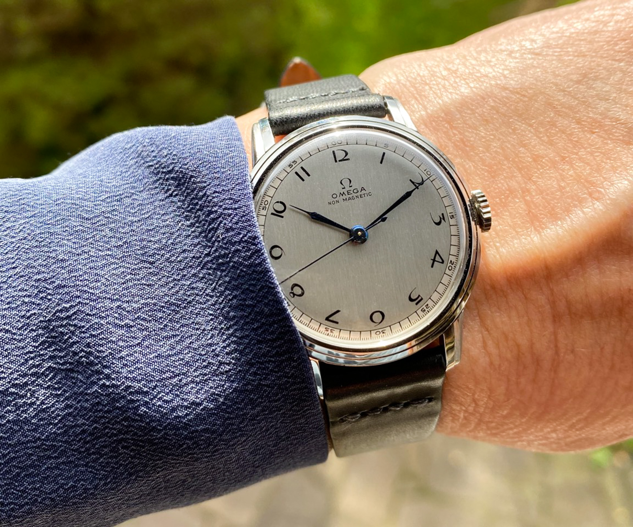 Omega steel 1943 Ref. 2250 Cal. 23.4SC Medicus