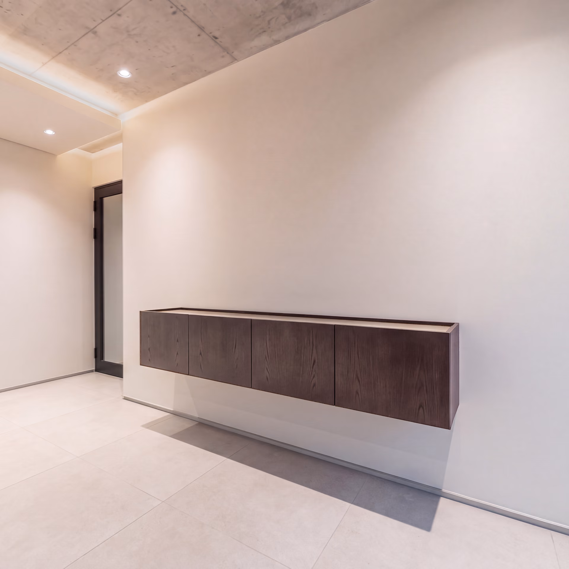 Dining Server, Polaris Heart Type A
