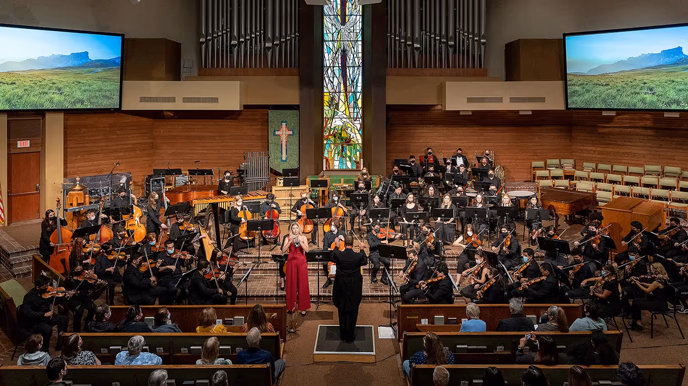 Mary Elizabeth Bowden performing with the San Diego State Symphony Orchestra