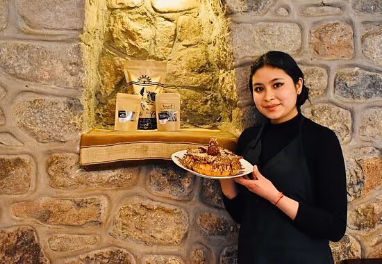 Bienvenidos a Creperia La Boulangerie de París #creperialaboulangeriedeparis #creperia #cusco #calleplateros #cafeteria #frappe #wafles - Photo de Creperia La Boulangerie De París, Cusco - Tripadvisor