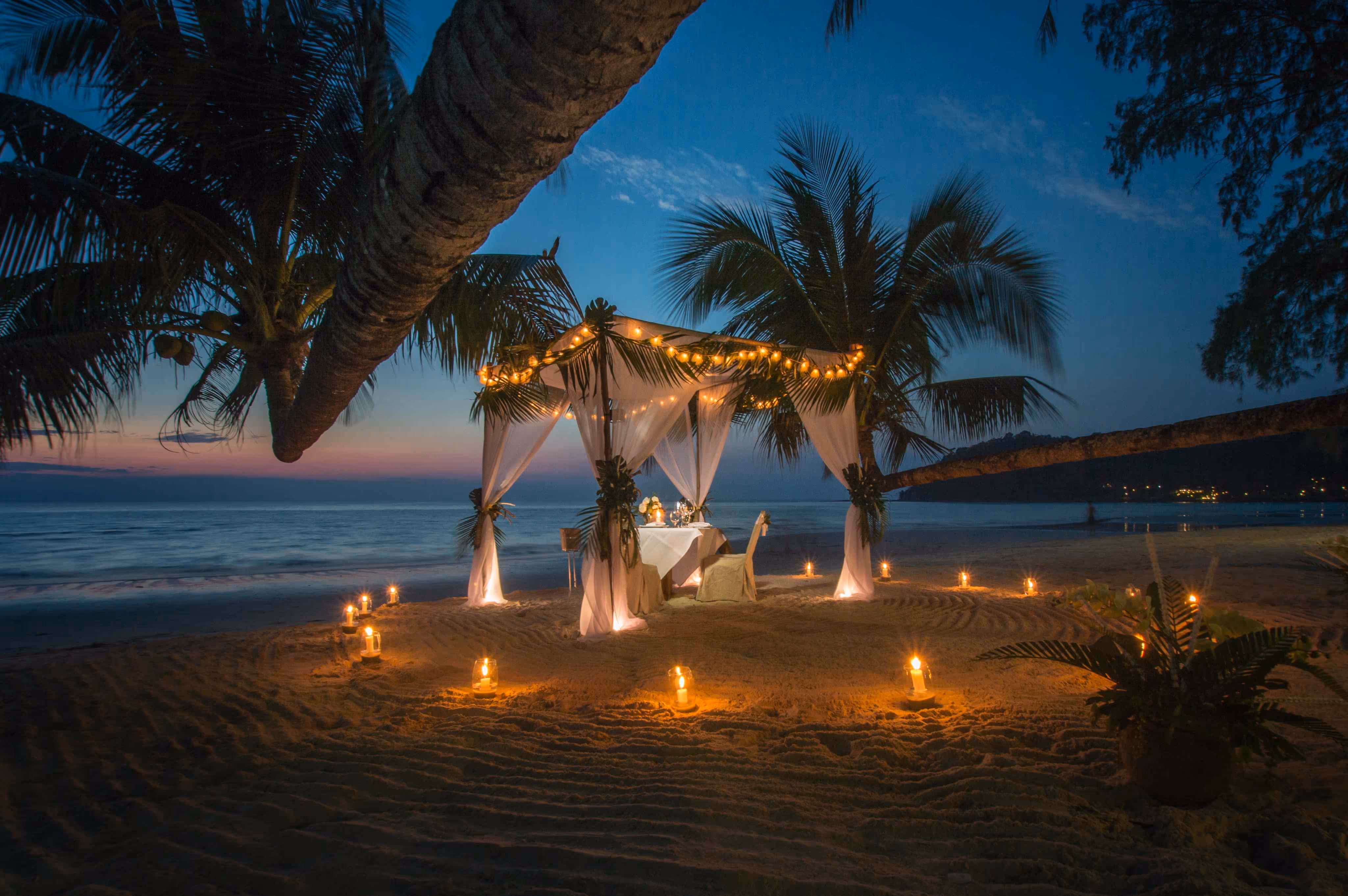 Honeymoons travel