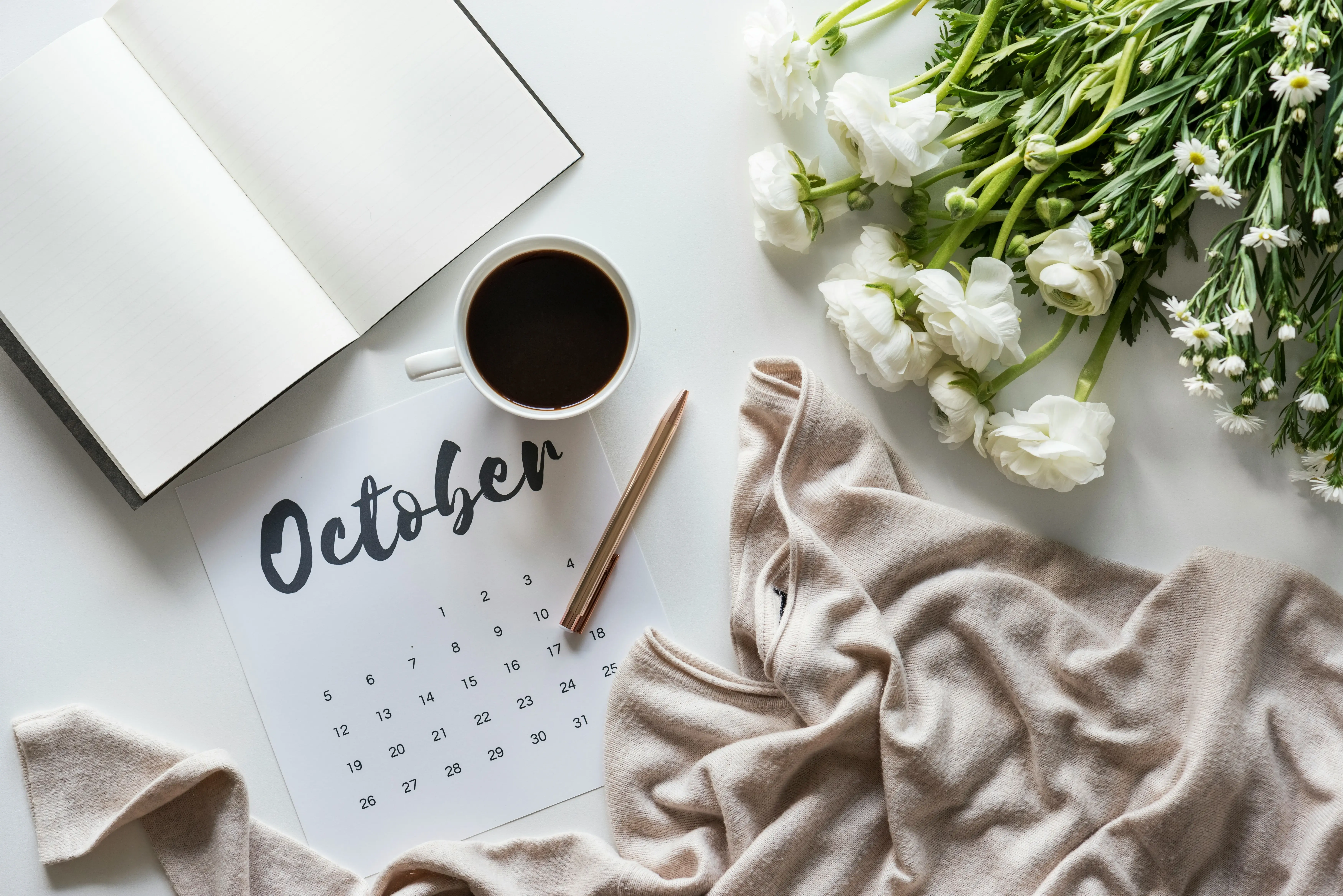 a calendar illustrating the need to build a cadence for reputation management review