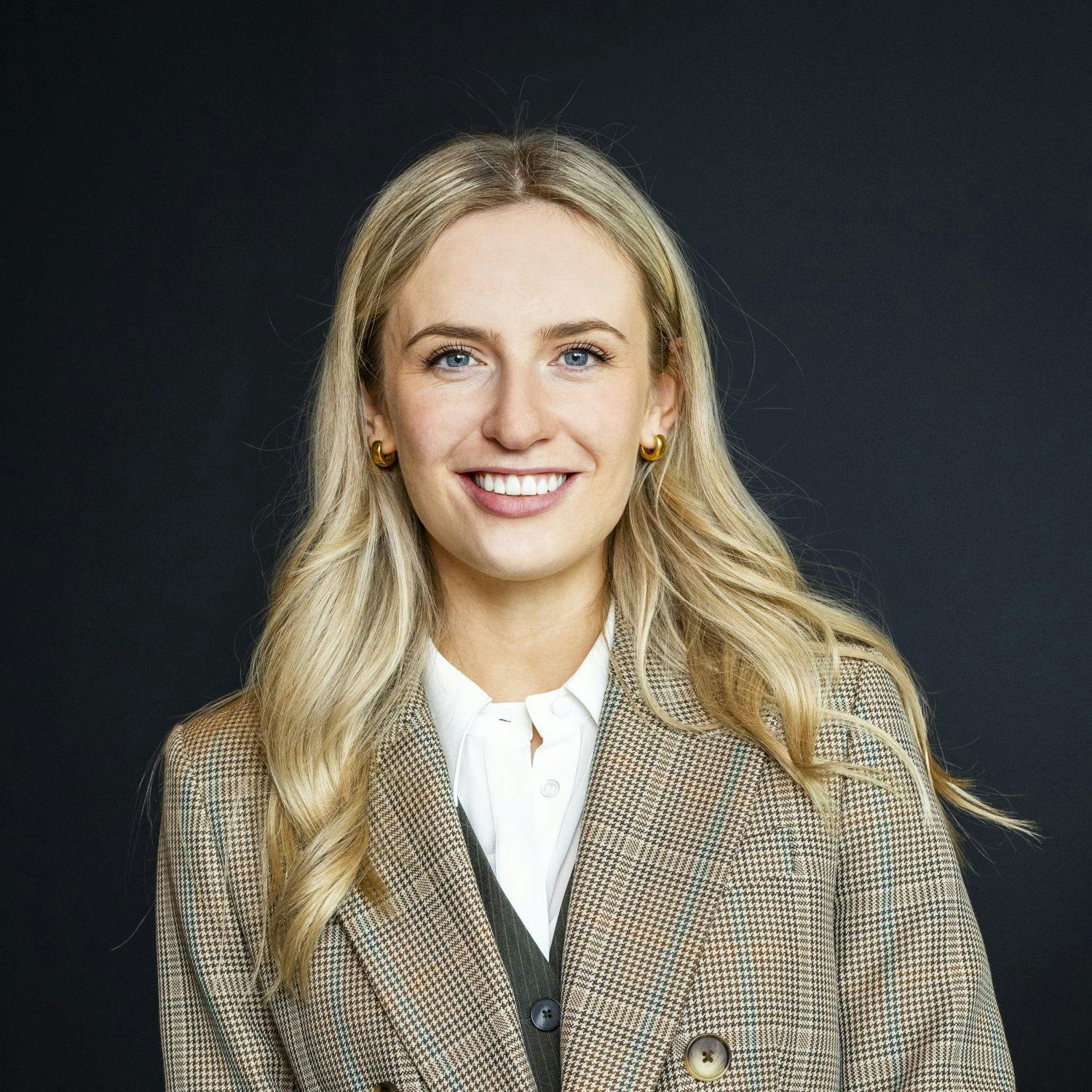 Arabella Macrae