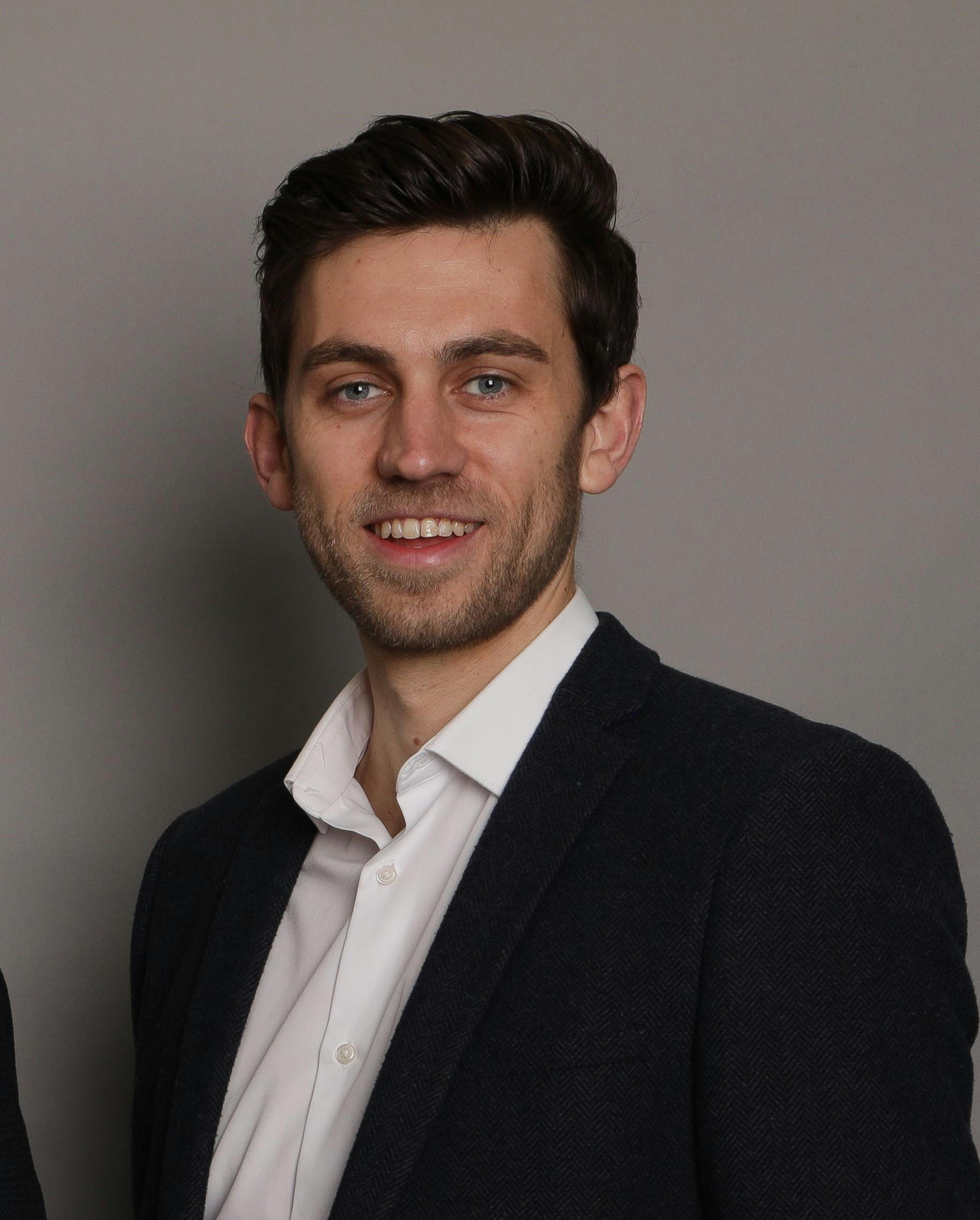 Laurence Davies
