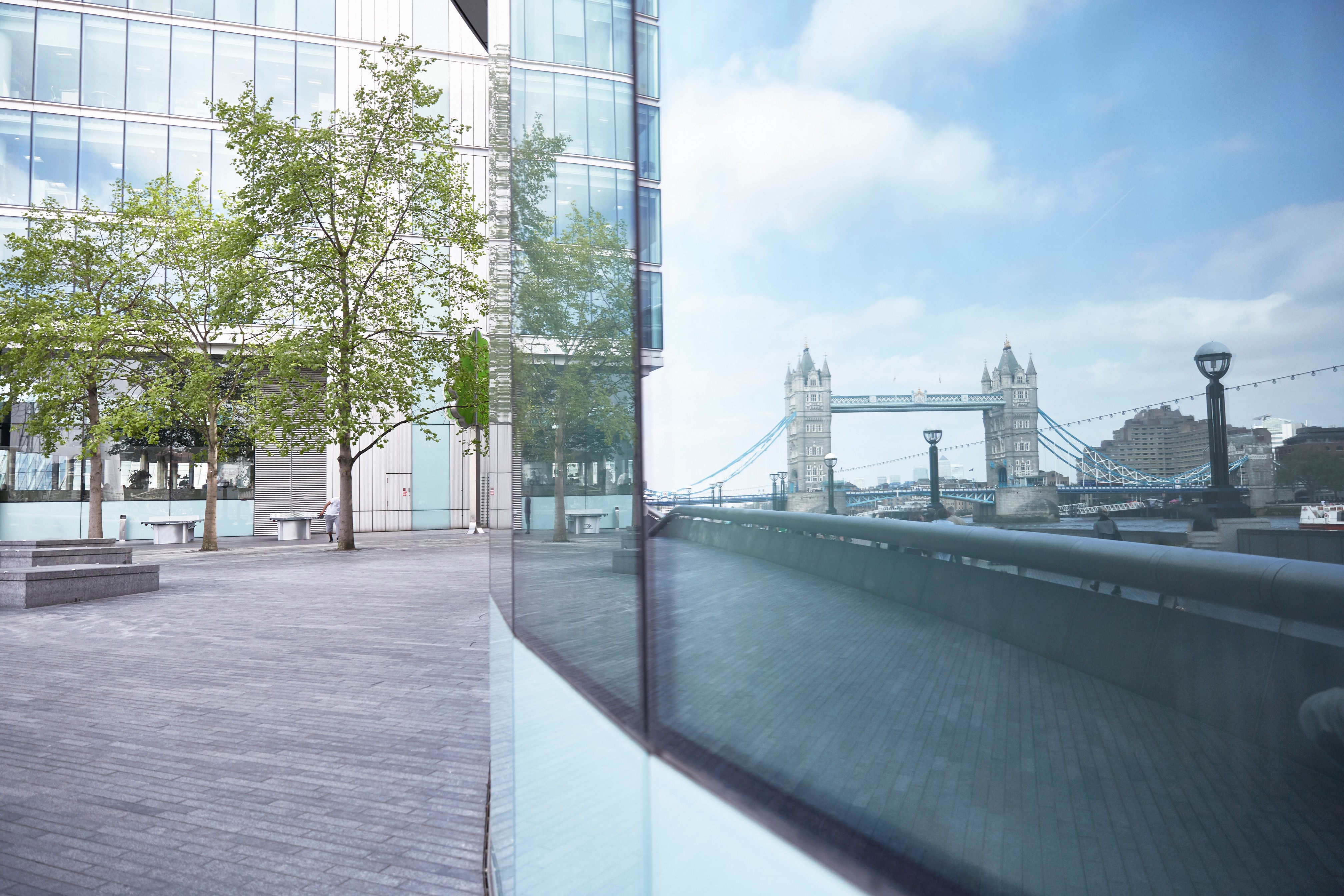 High-Level Glass Replacement Safety Requirements in the UK