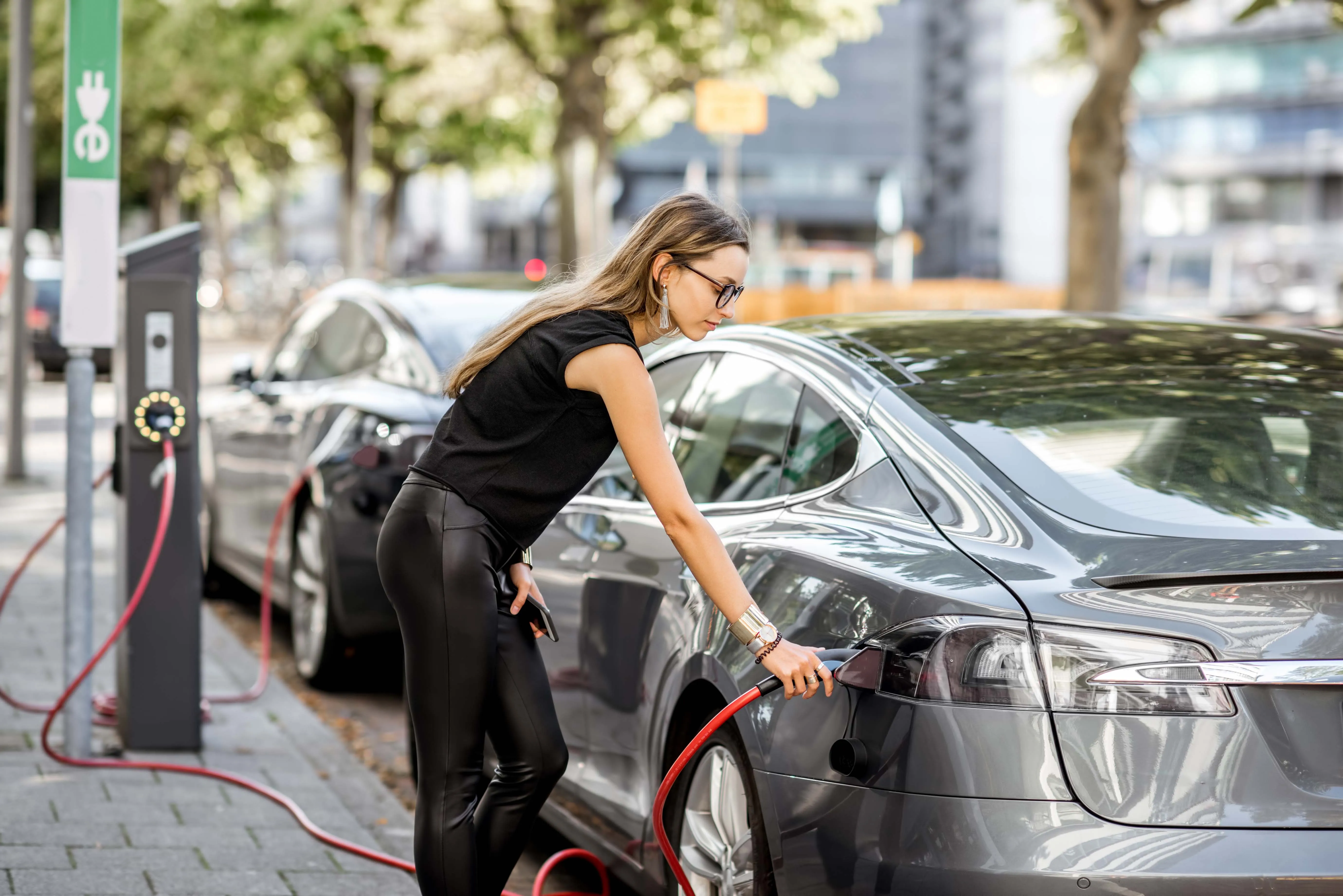 WDR - electric car - 1