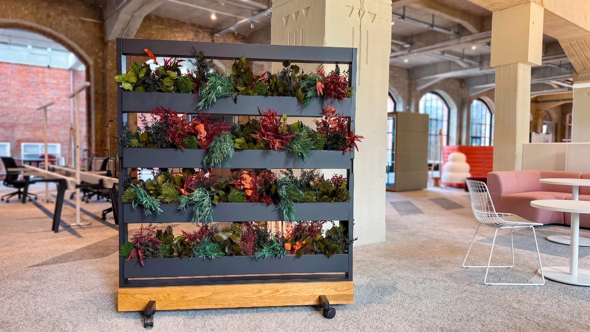 Vitra Dancing wall with our planter solution