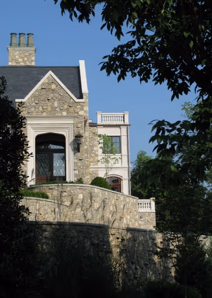 Big stone house need restoration.
