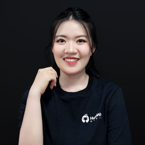 Lyna Dinh