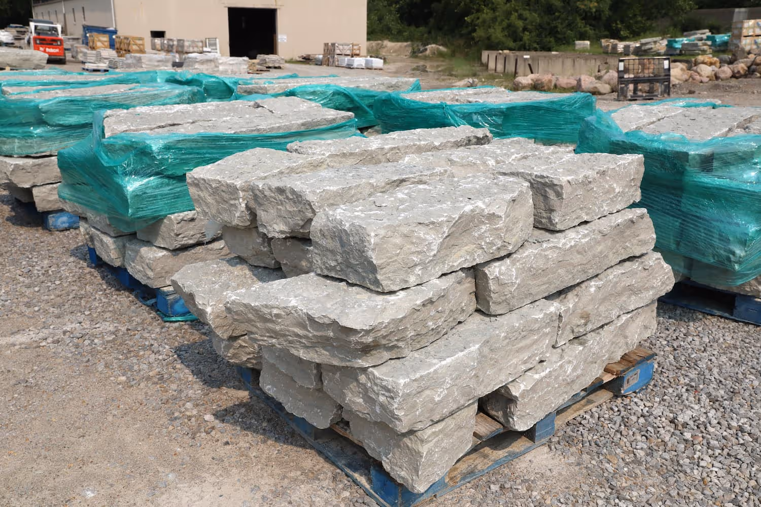SC Gray Broadwall in the warehouse