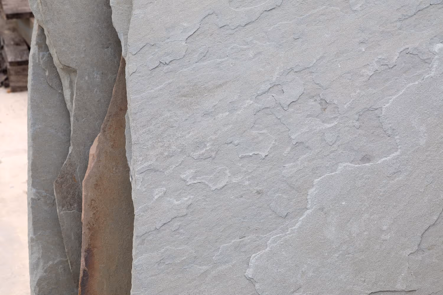 Full Color Bluestone Irregular on the ground
