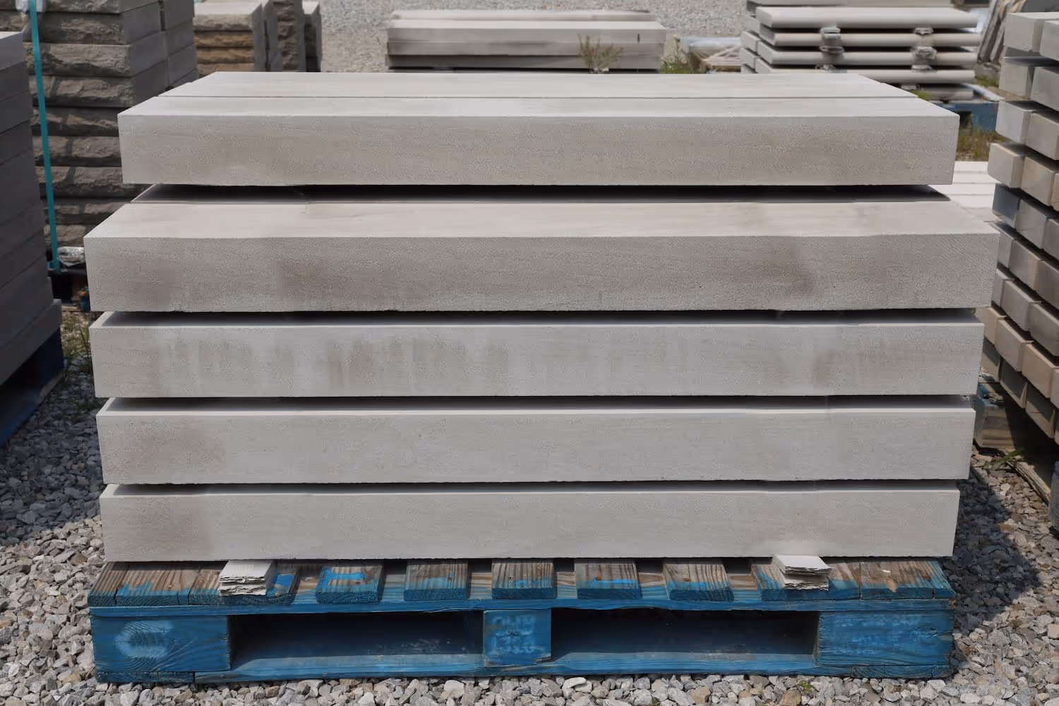 Sill on pallets