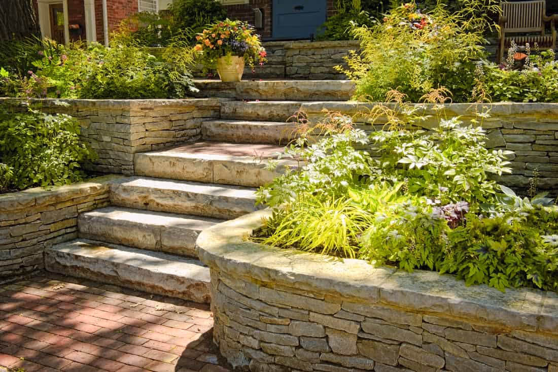 flagstone retaining wall