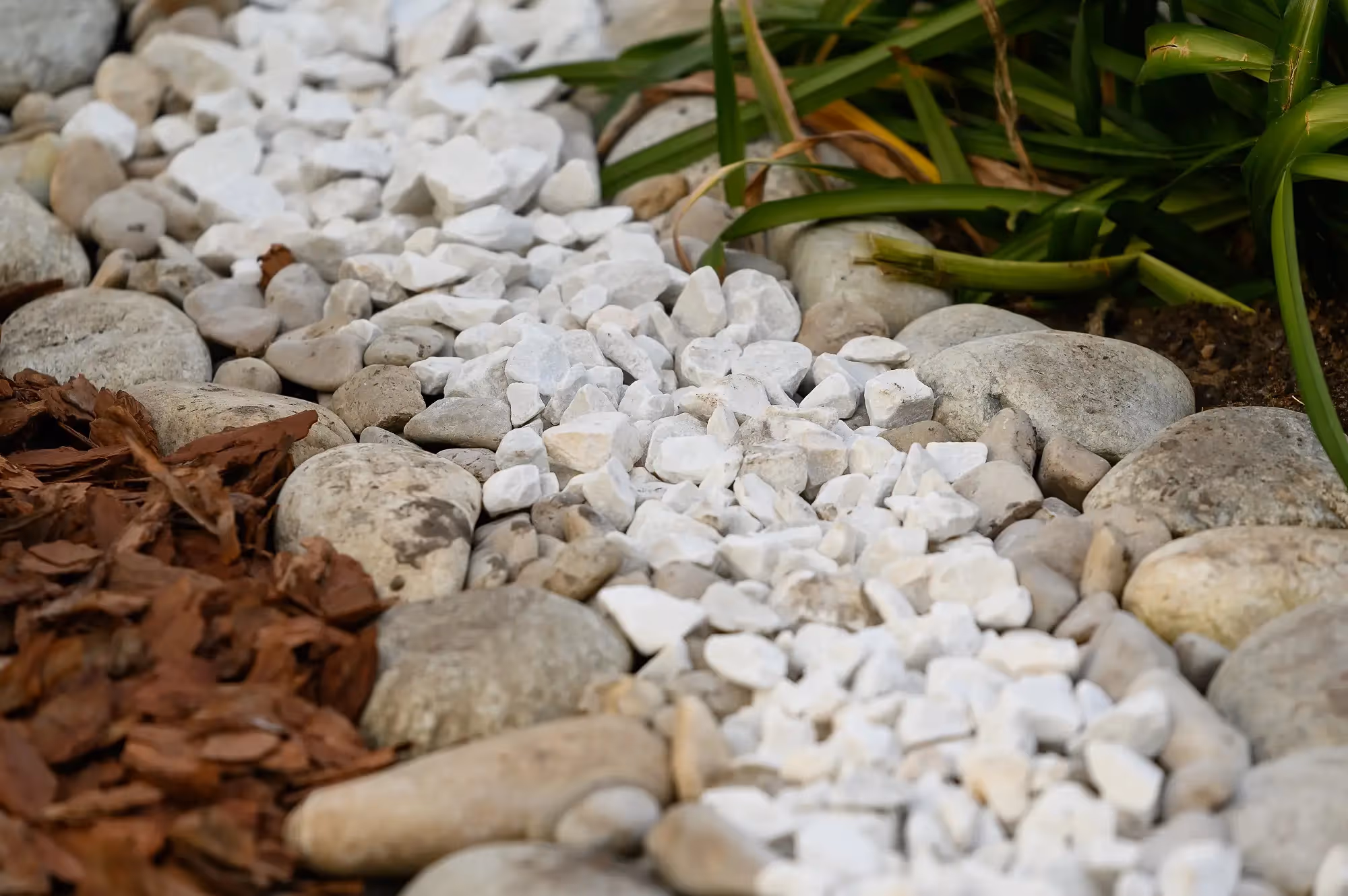 9 Creative Ways to Use Decorative Stones in Your Landscape