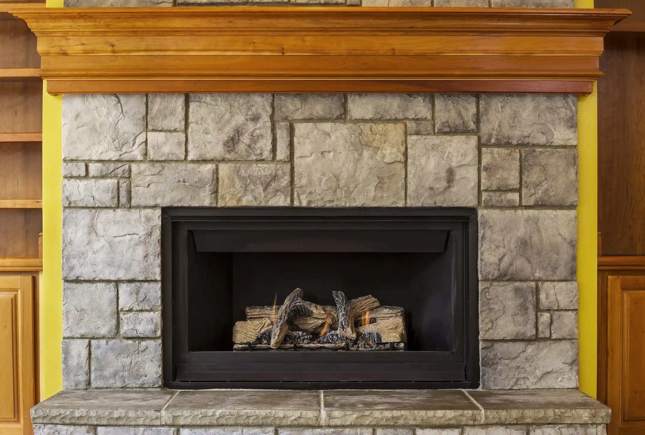 Natural Stone vs. Brick Fireplace: Pros, Cons & Key Features Explained