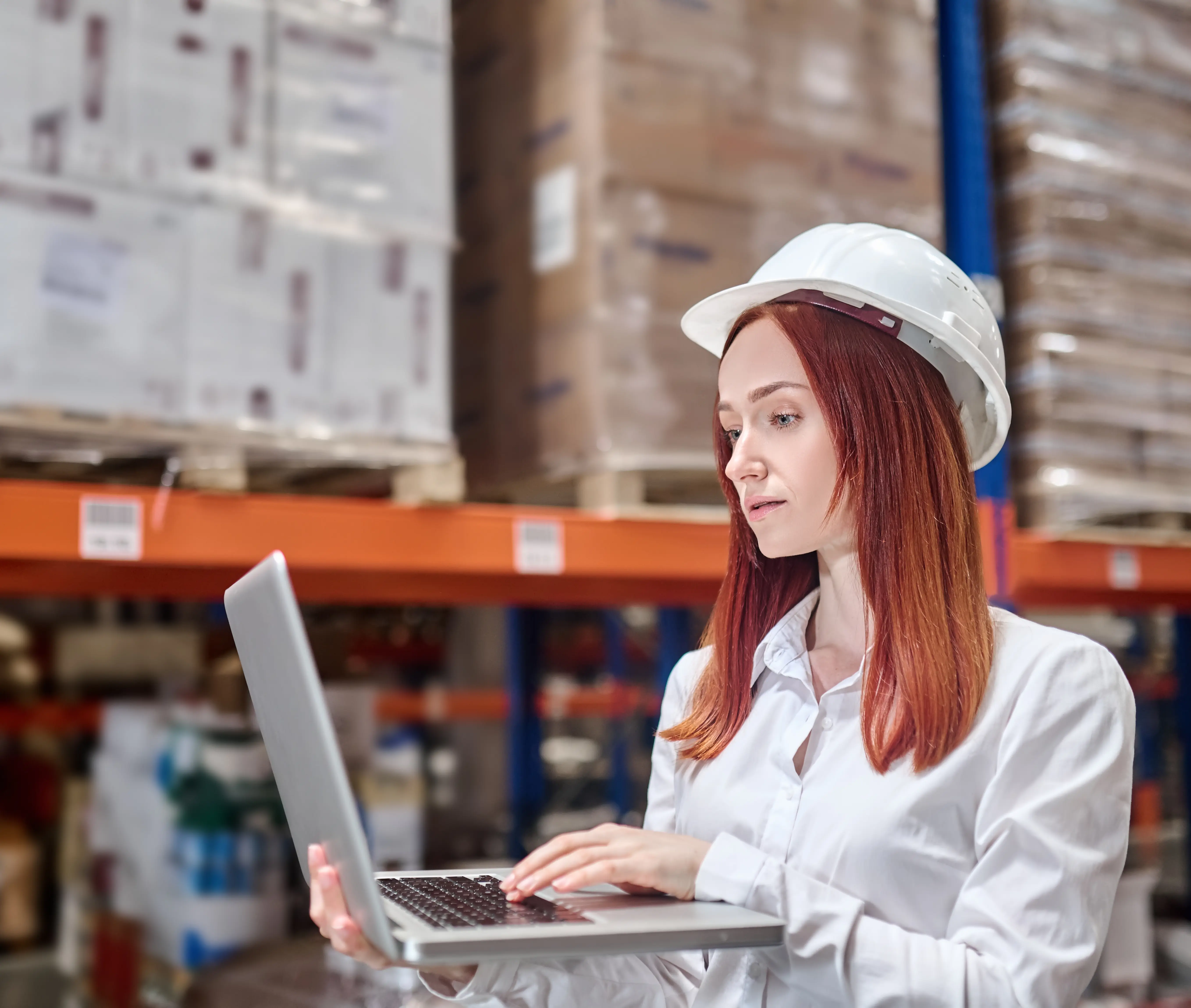 10 Best Container Tracking Software in 2024 (+5 Benefits)