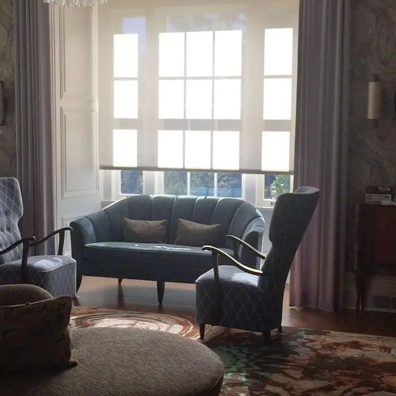 Lutron Shades Family Room | Beacon Electronics