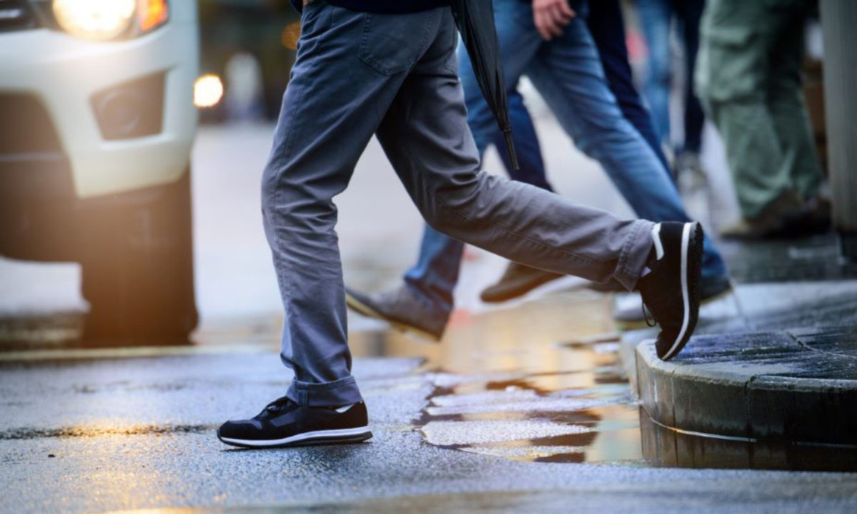 Pedestrian v Motorist