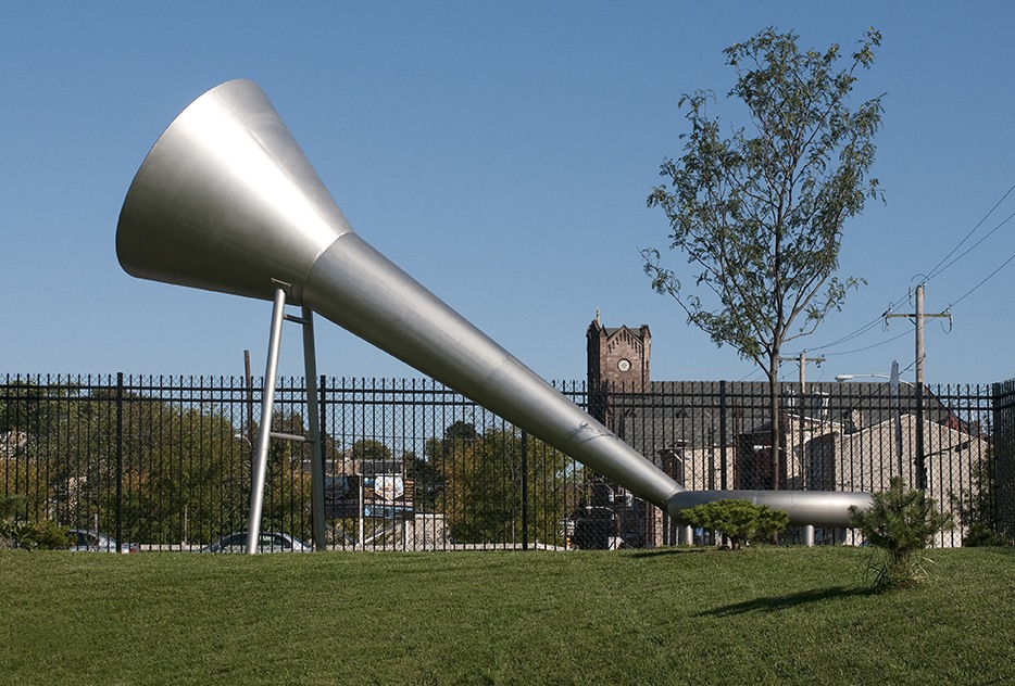 “The Assist” stainless steel, 18’ x 34’ x 10’ This permanent public sculpture was commissioned by Chaes Food Corporation and the City of Philadelphia.