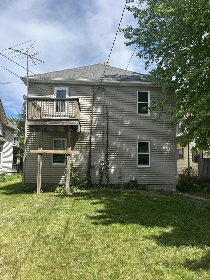  518 2nd Ave Unit 518A, West Bend, WI 53095