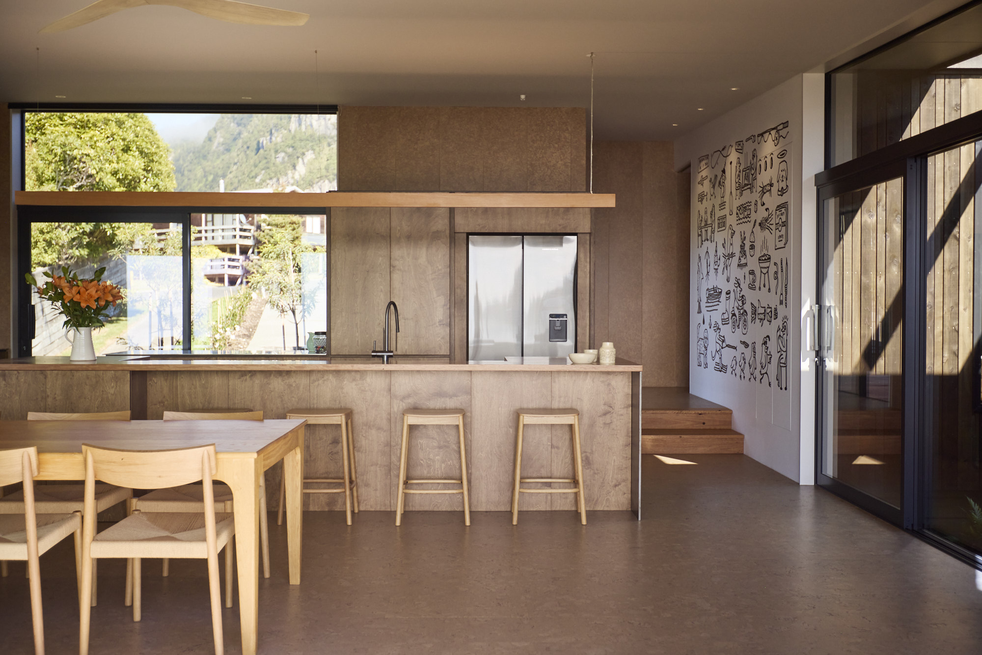 kitchen in lake house bach