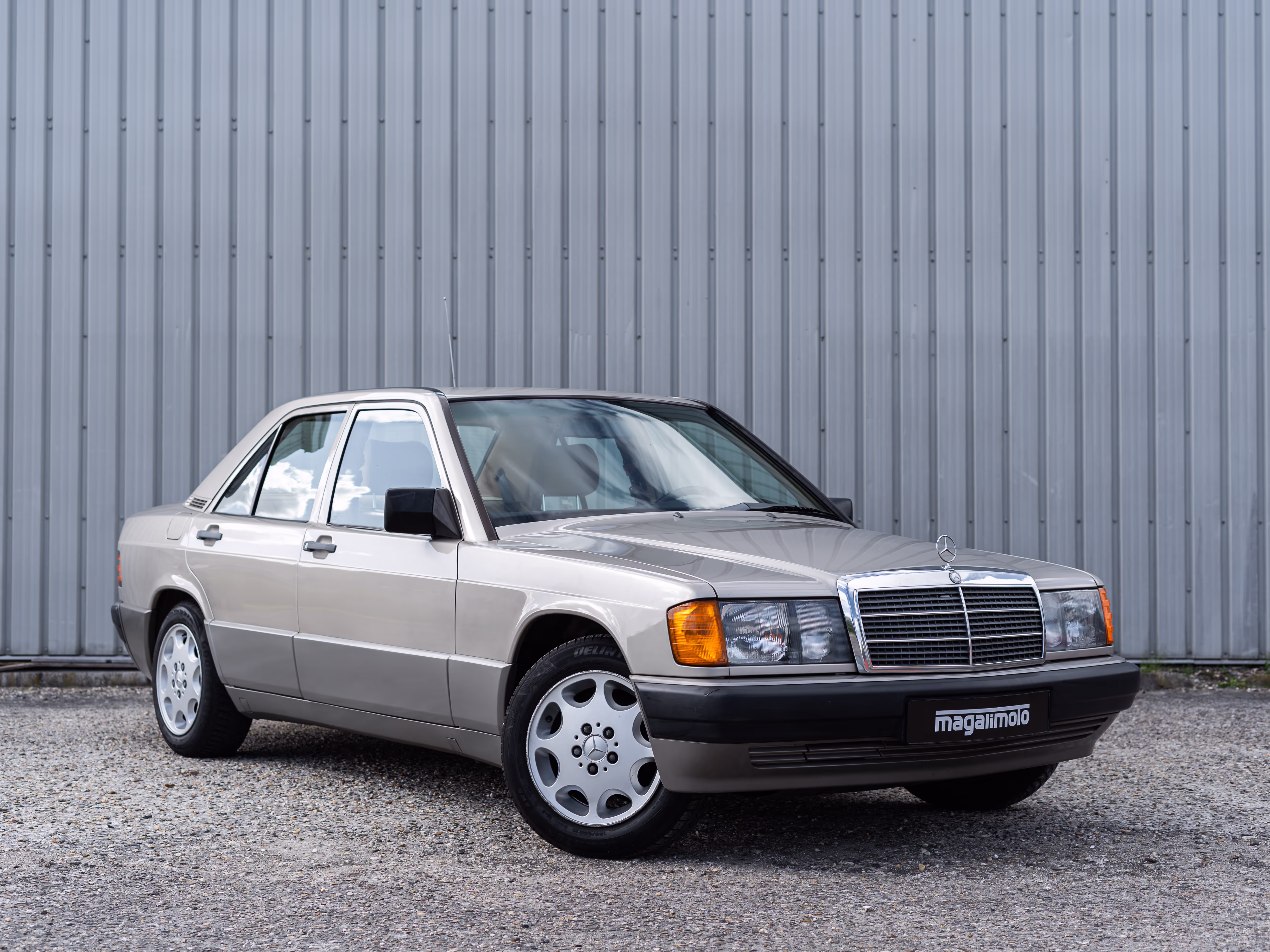 Mercedes Benz 190E - 2.0
