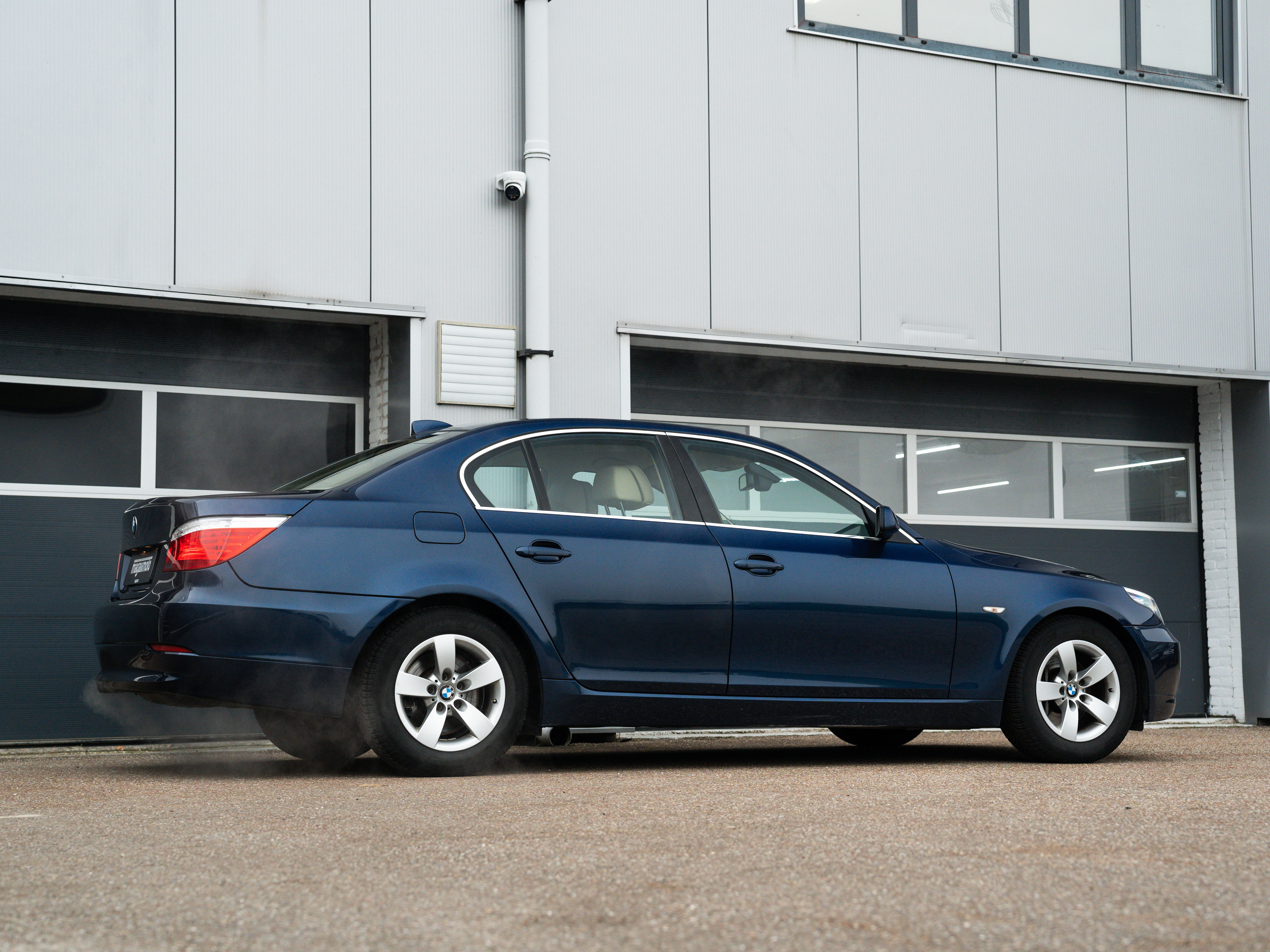 BMW E60 523i