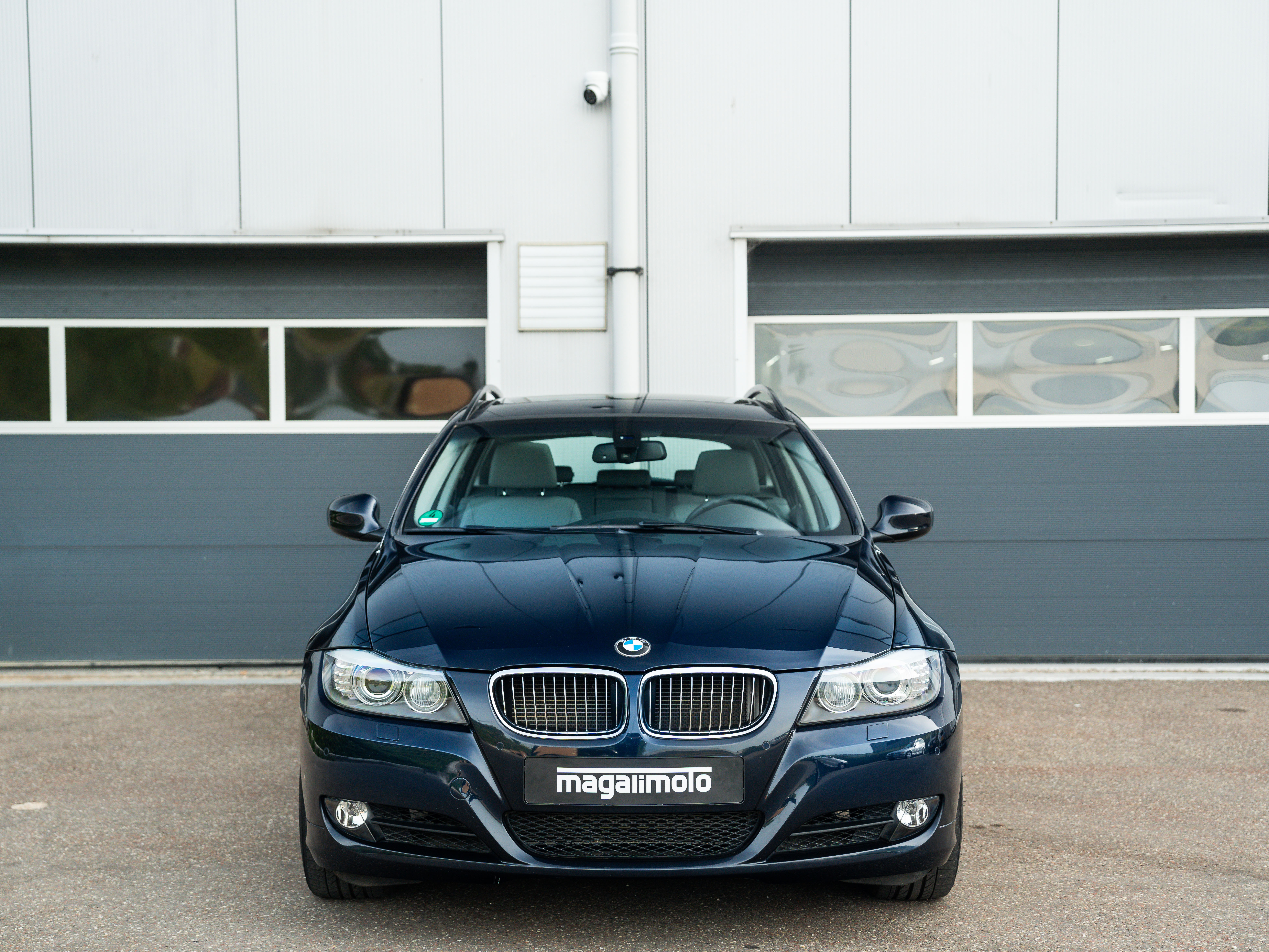 BMW 330i LCI Touring 2010