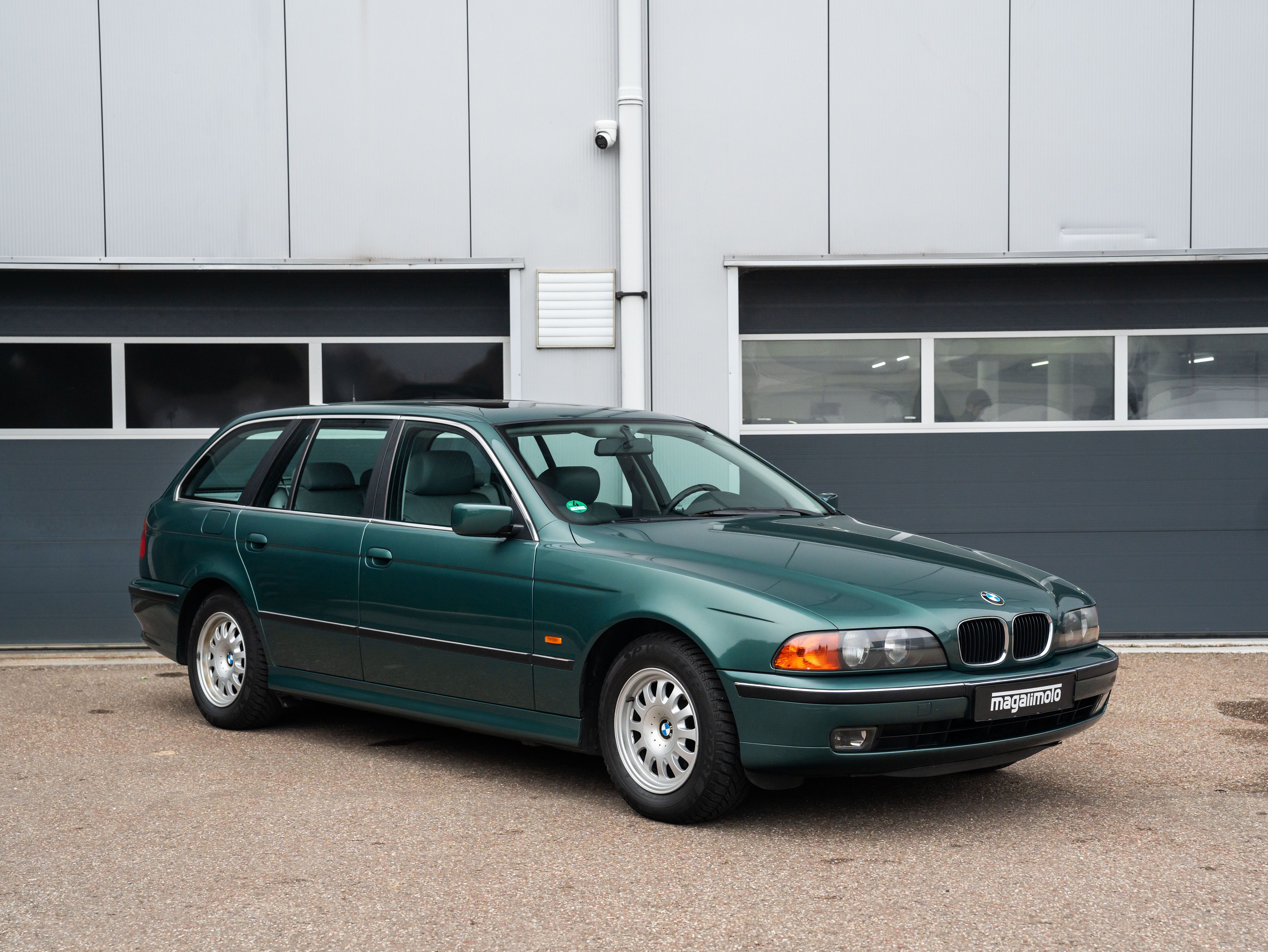 BMW E39 523i Vermont Touring