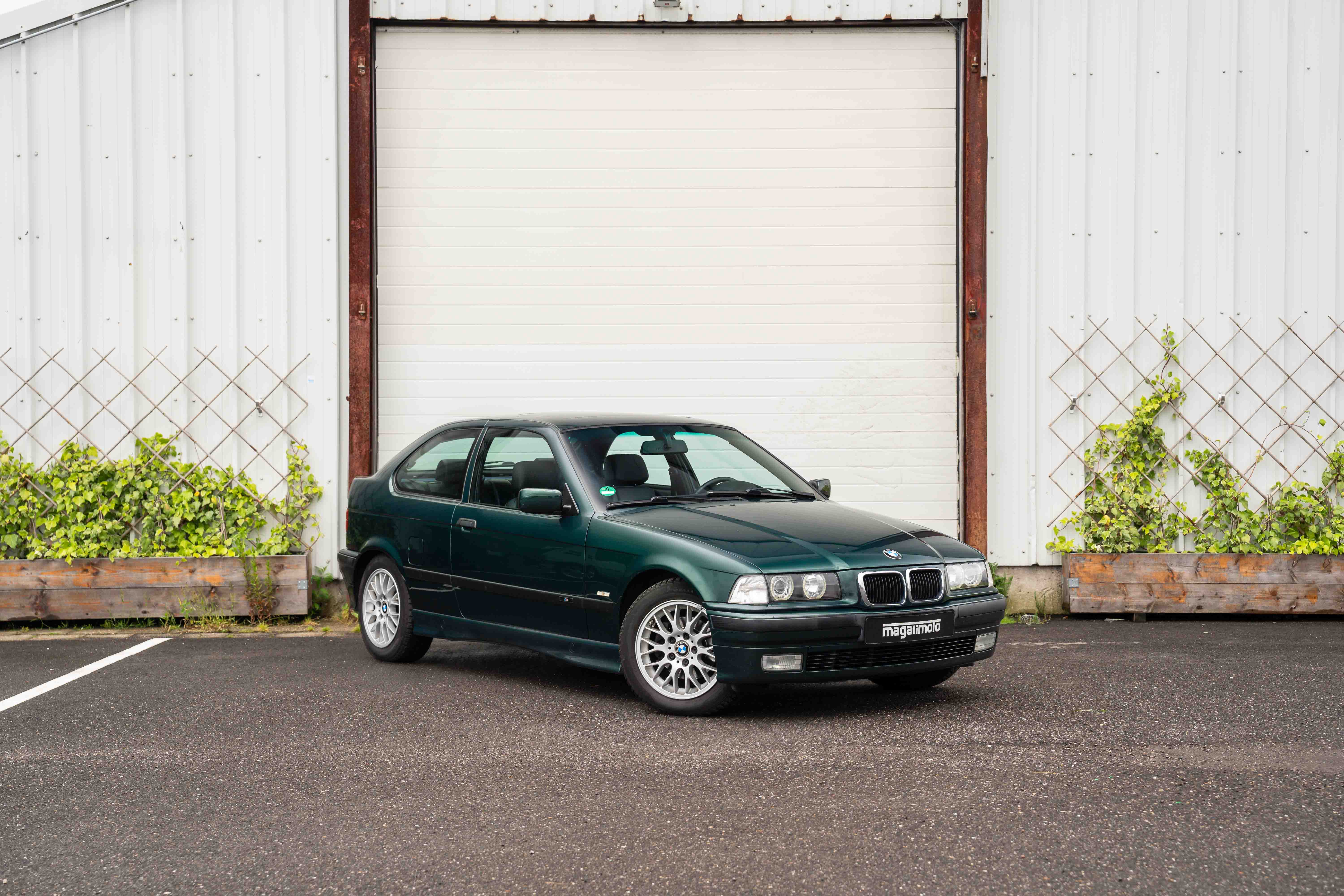 BMW E36 323ti Compact