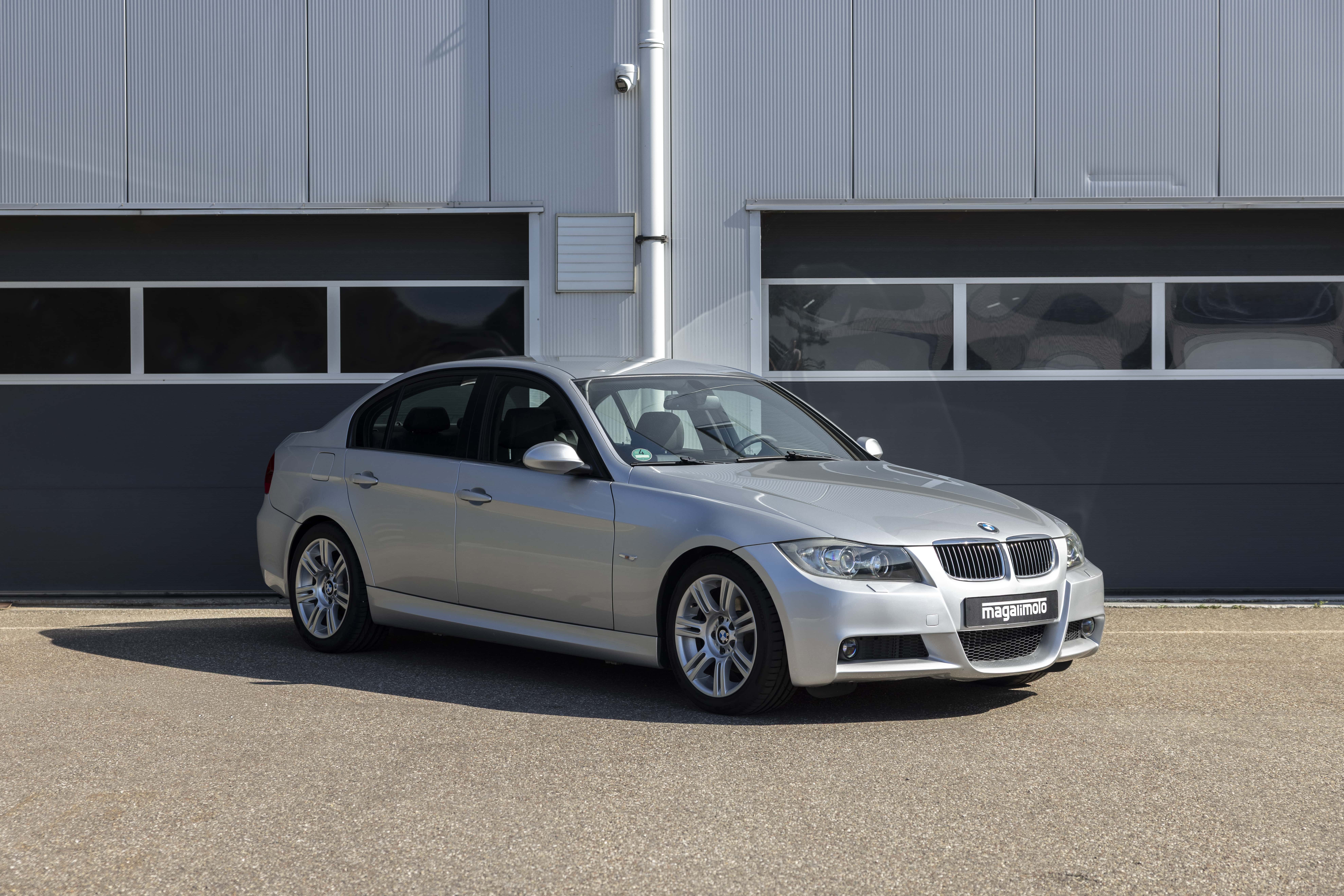 BMW 325i M sport E90 Titansilber