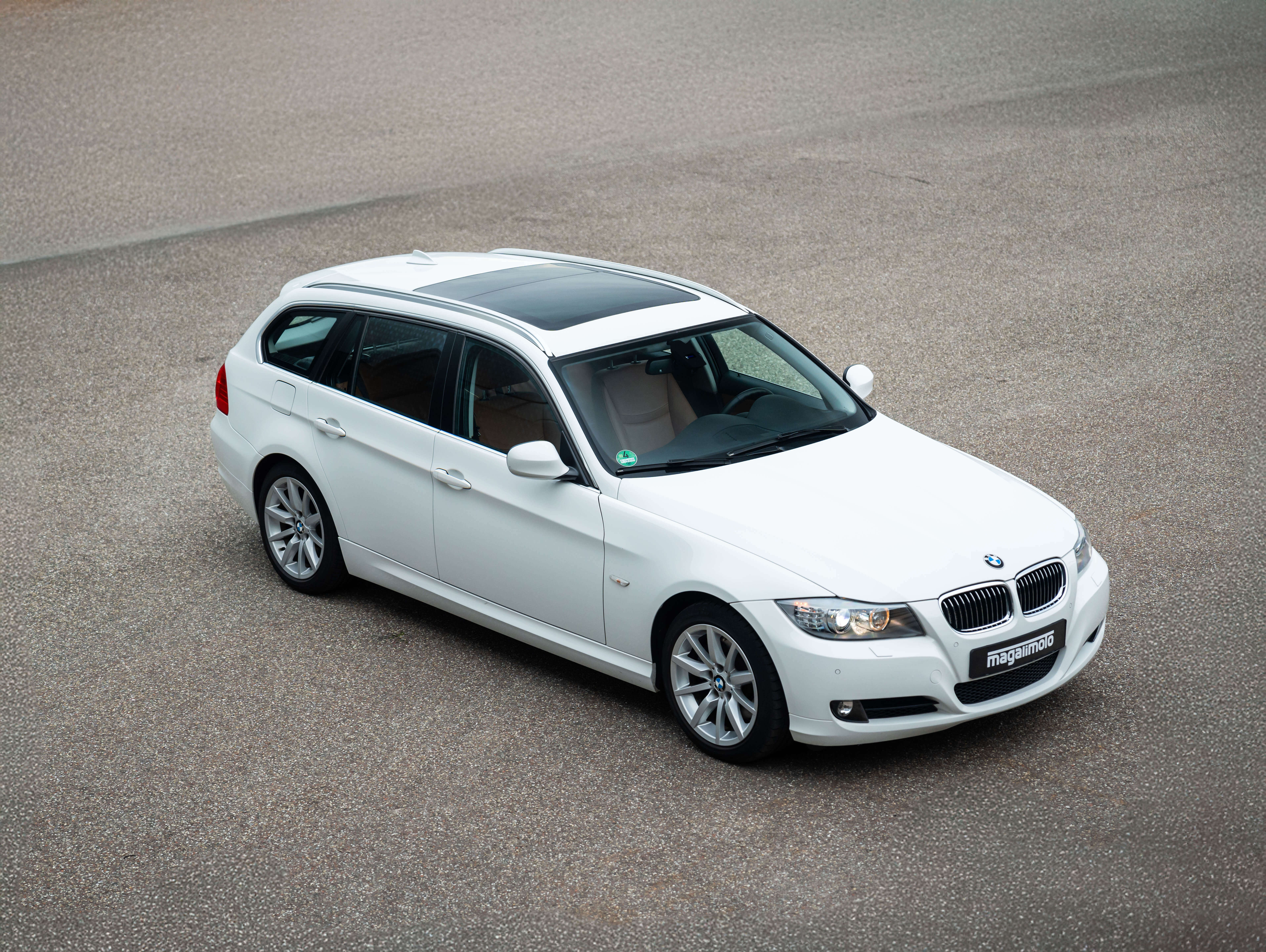 BMW 330i E91 - 2011