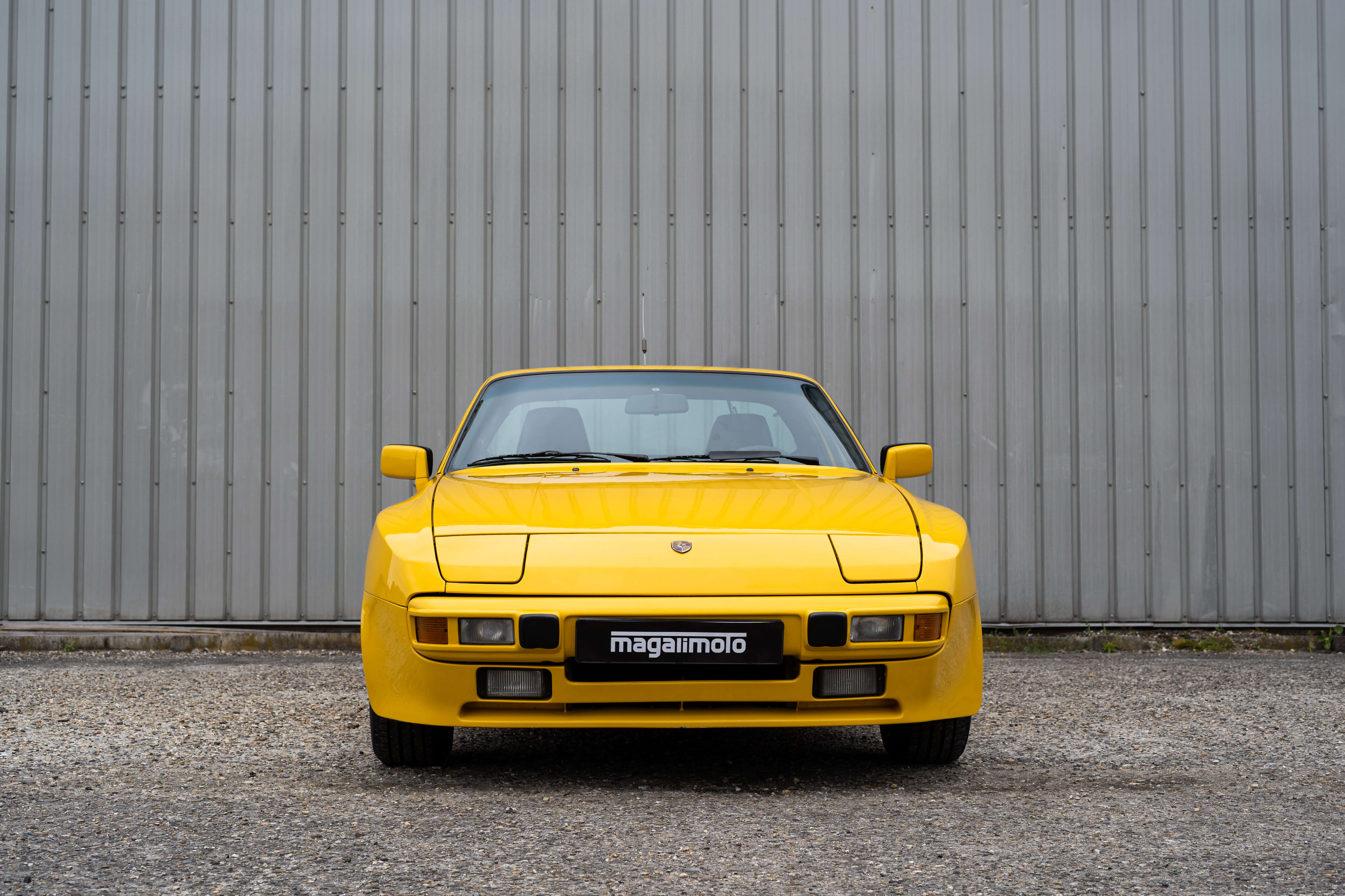 Porsche 944 - 2.5L