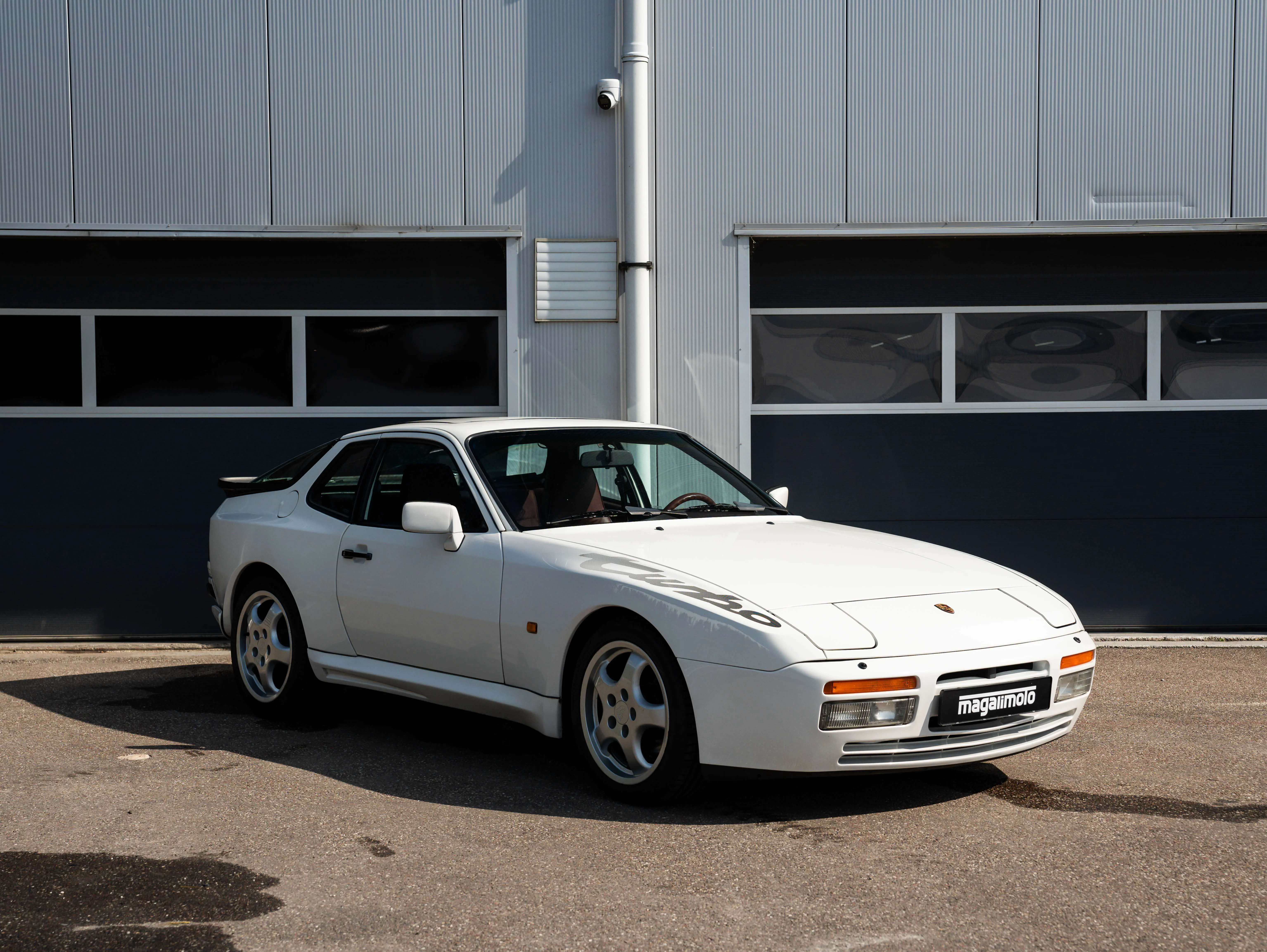 Porsche 944 Turbo