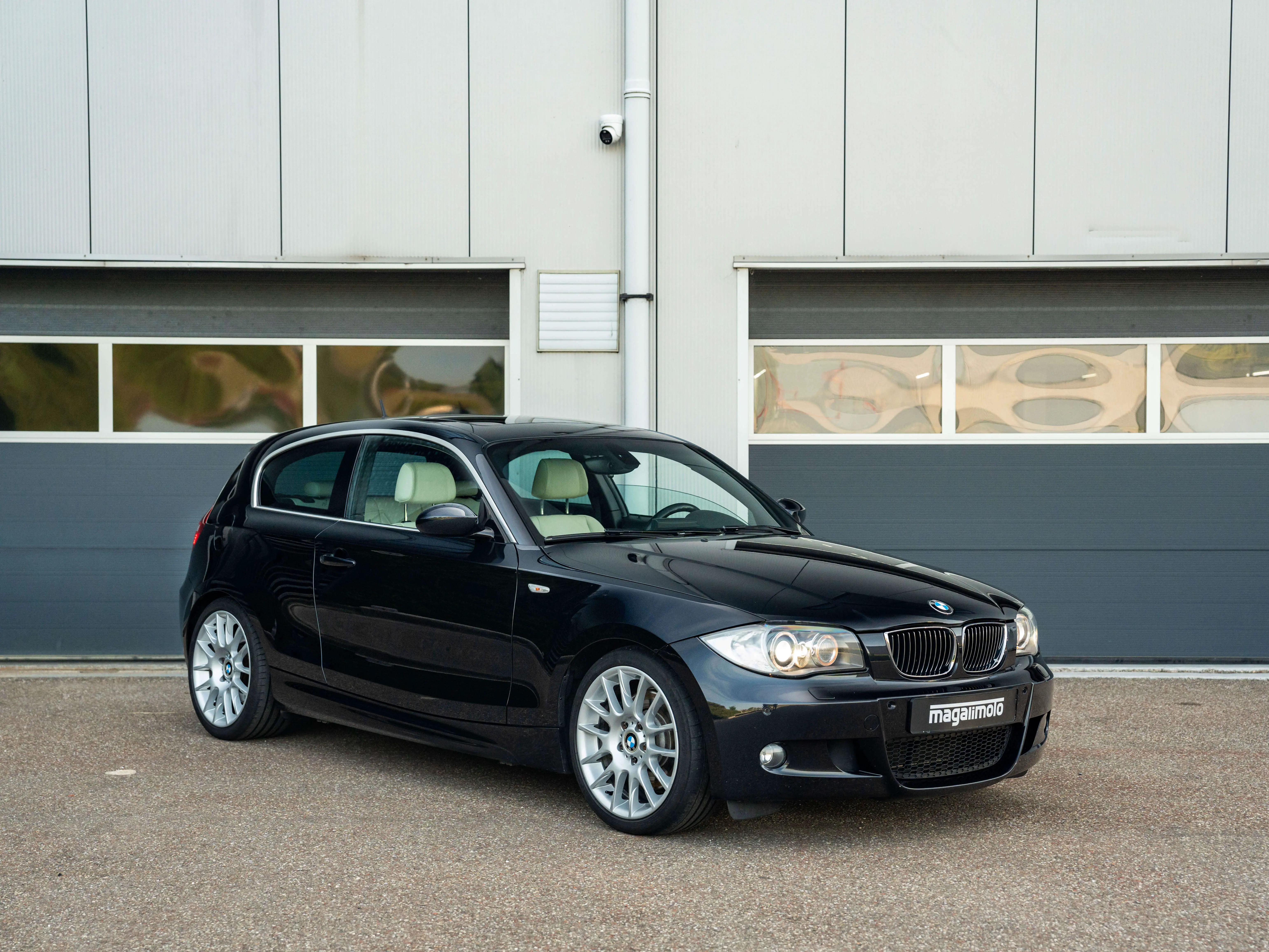 BMW 130i E82