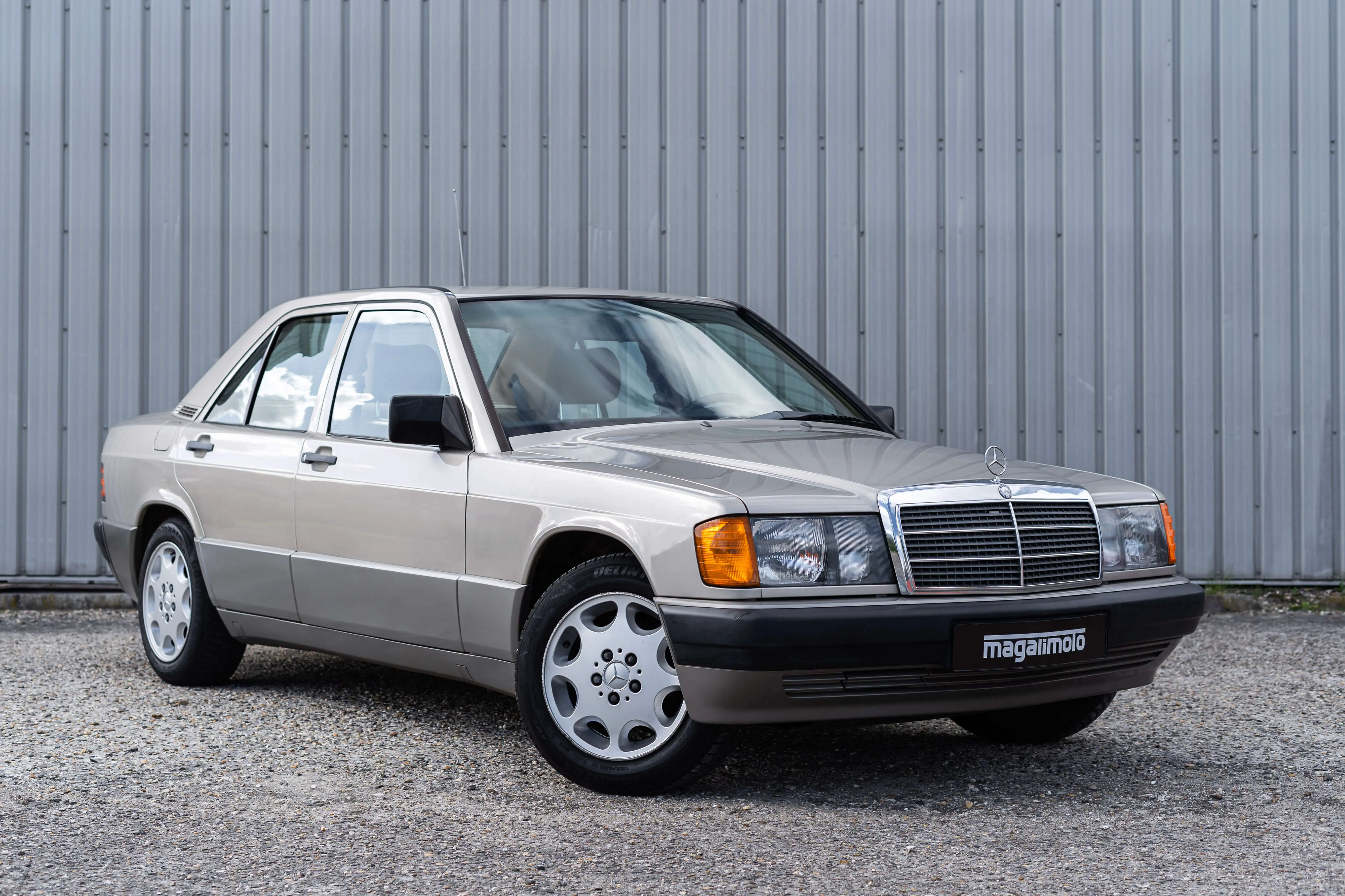 Mercedes Benz 190E - 2.0