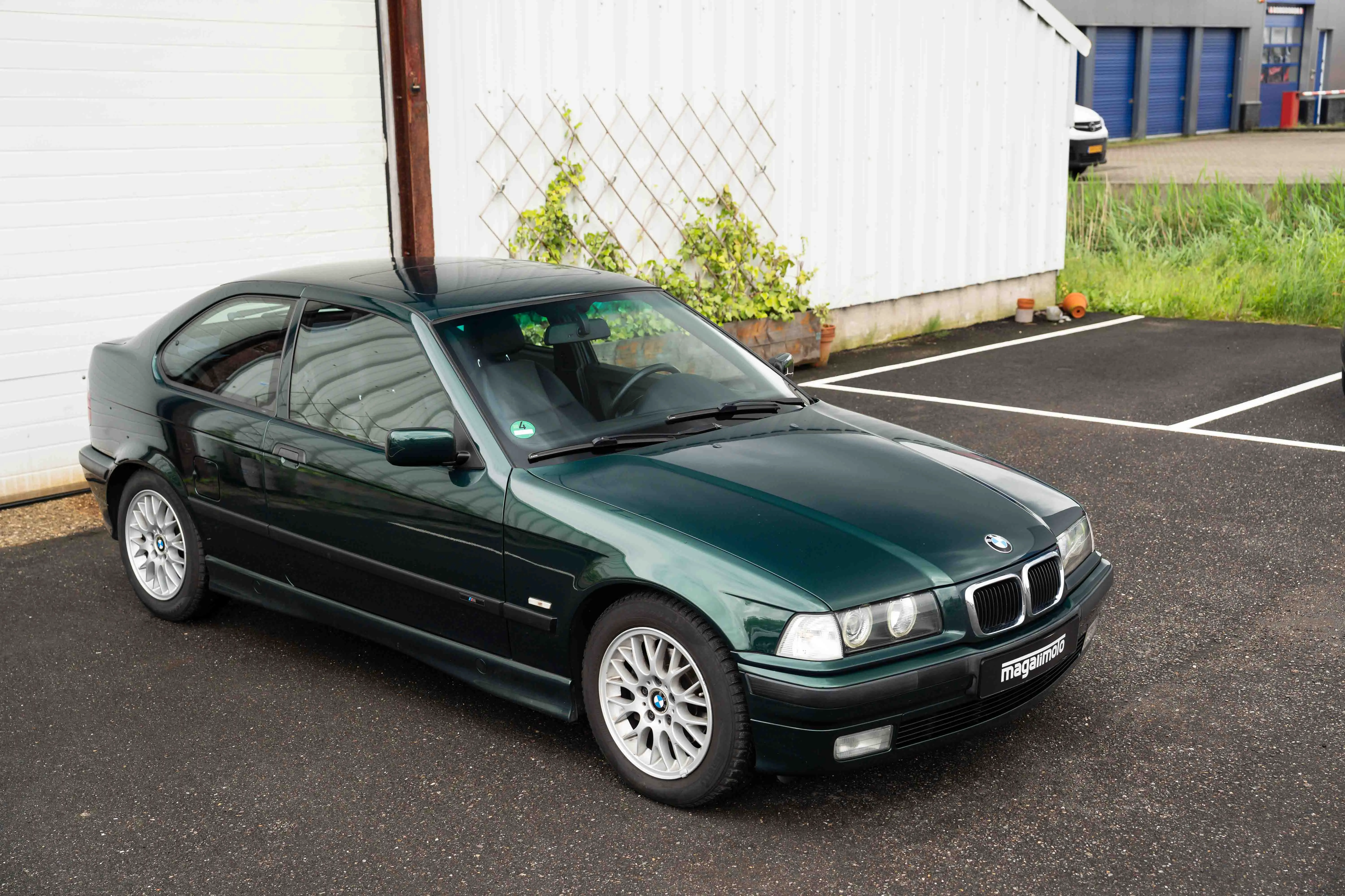 BMW E36 323ti Compact