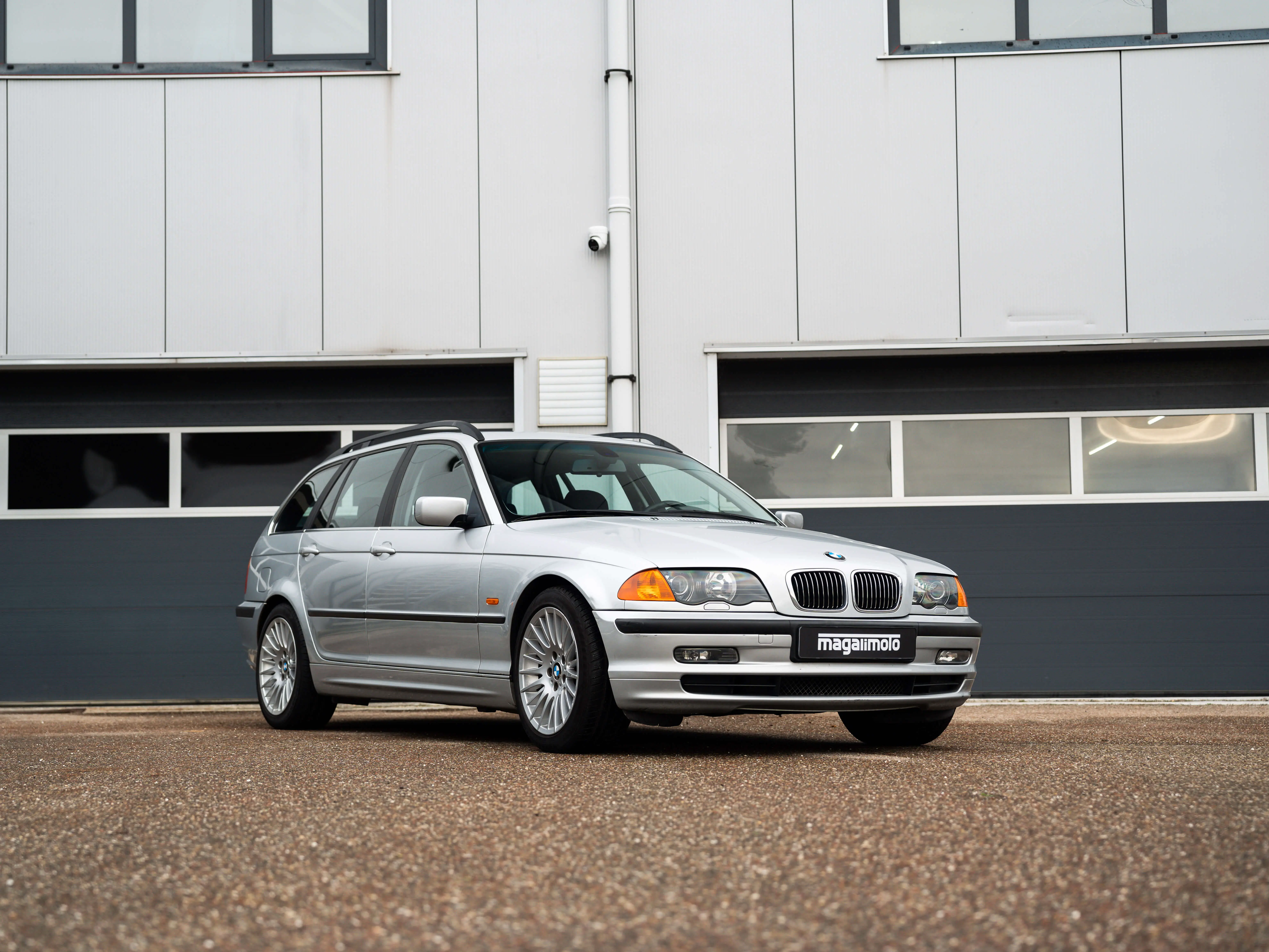BMW 328i Touring E46