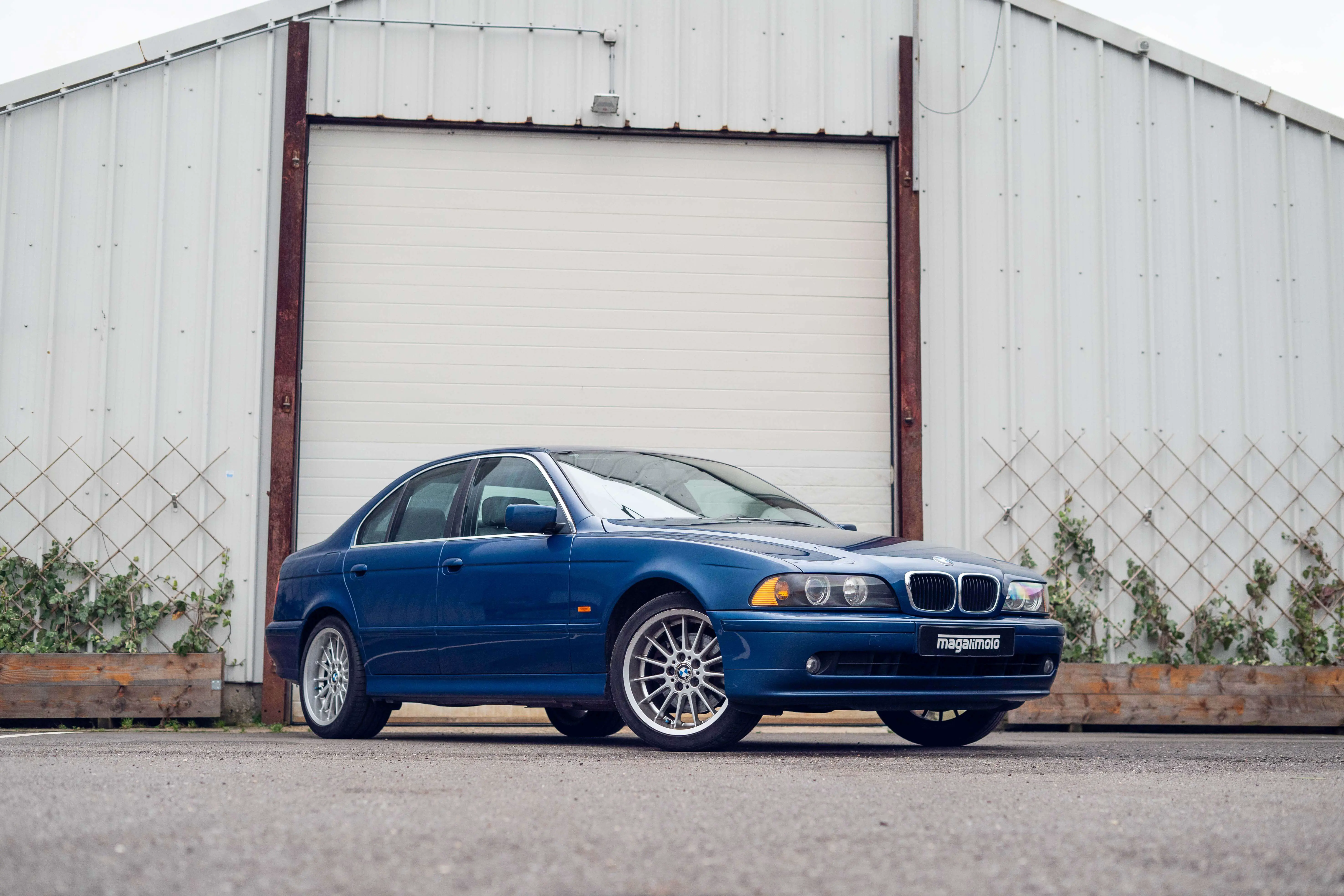 BMW E39 530iA