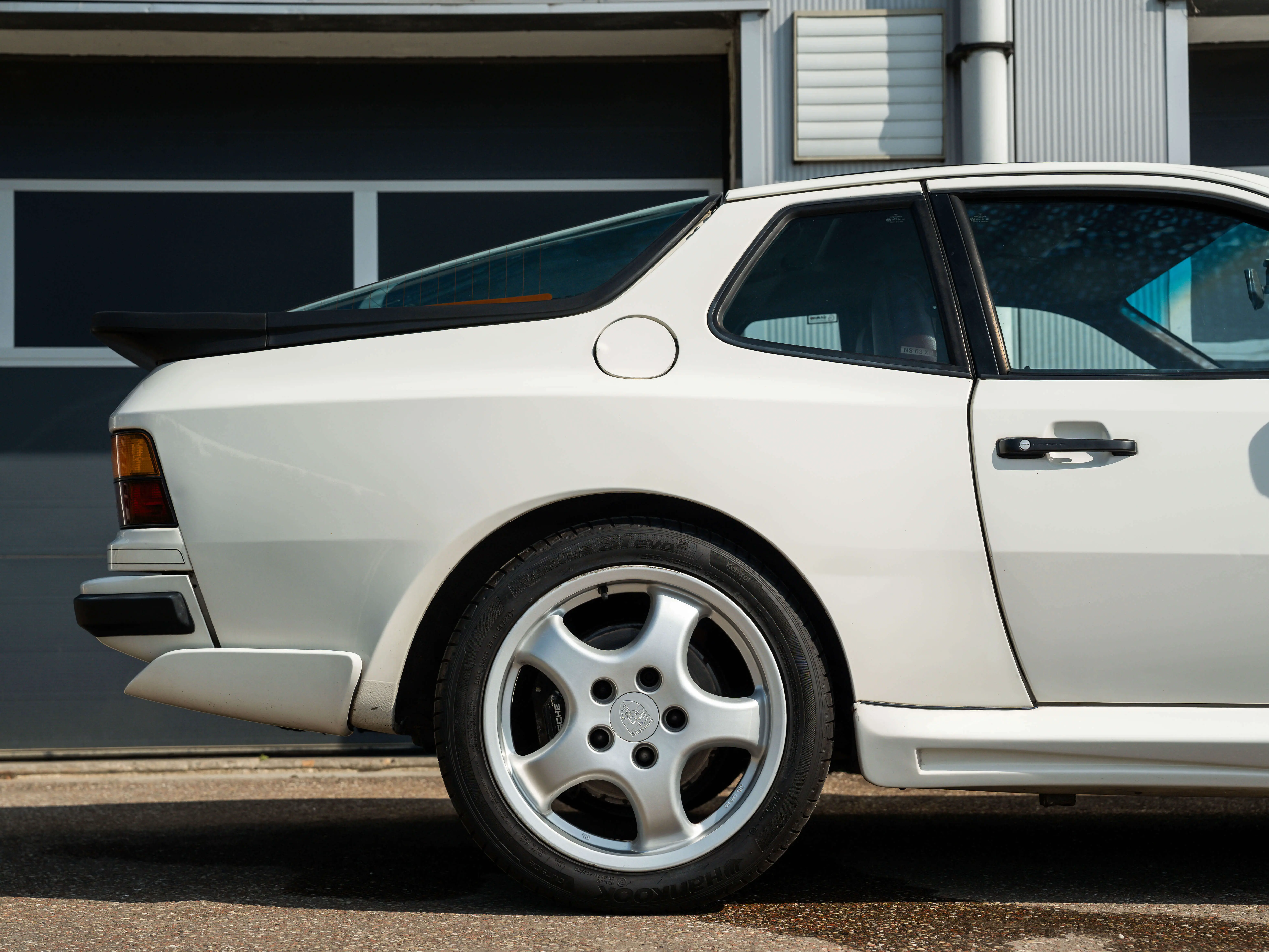 Porsche 944 Turbo