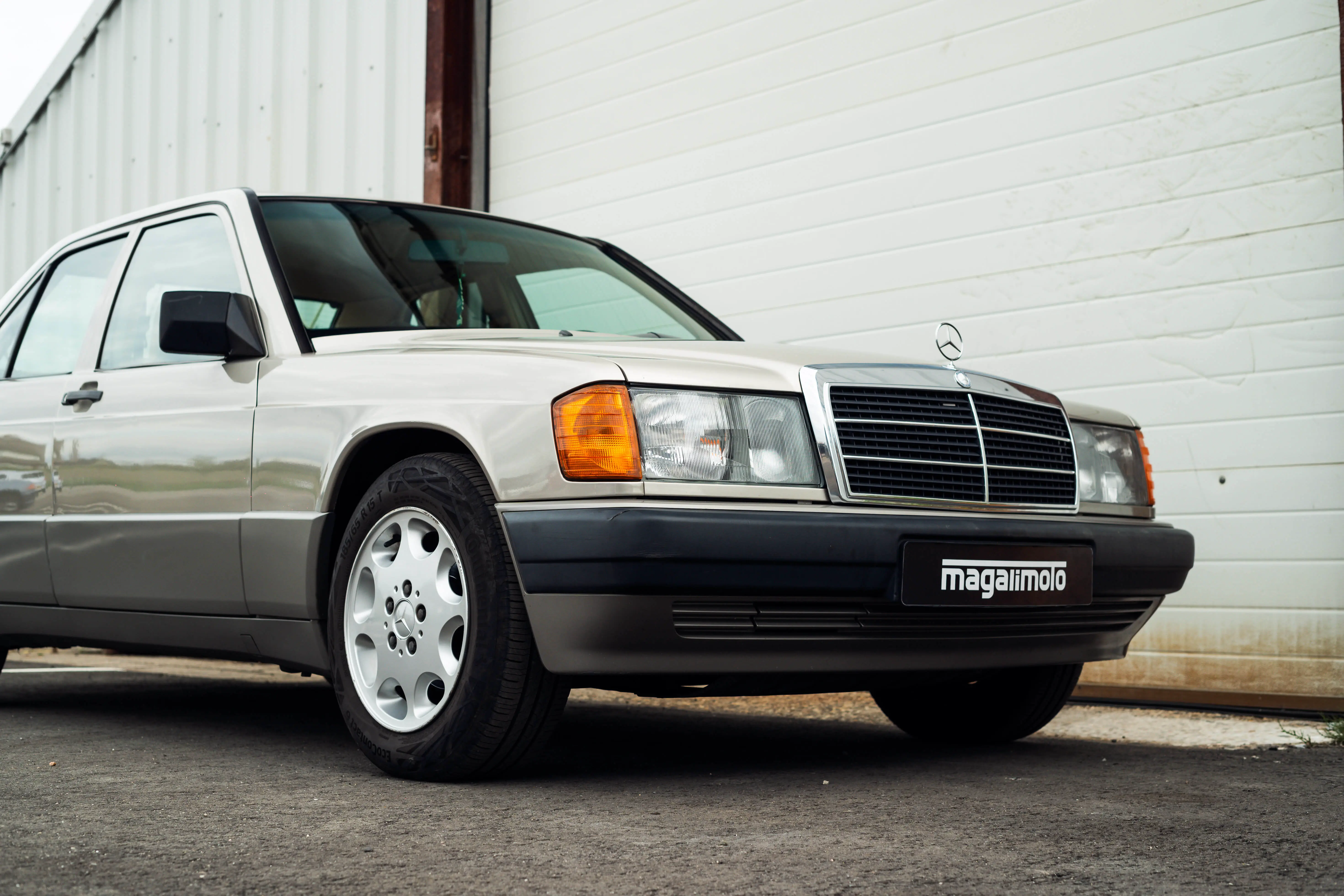 Mercedes Benz 190E - 2.0