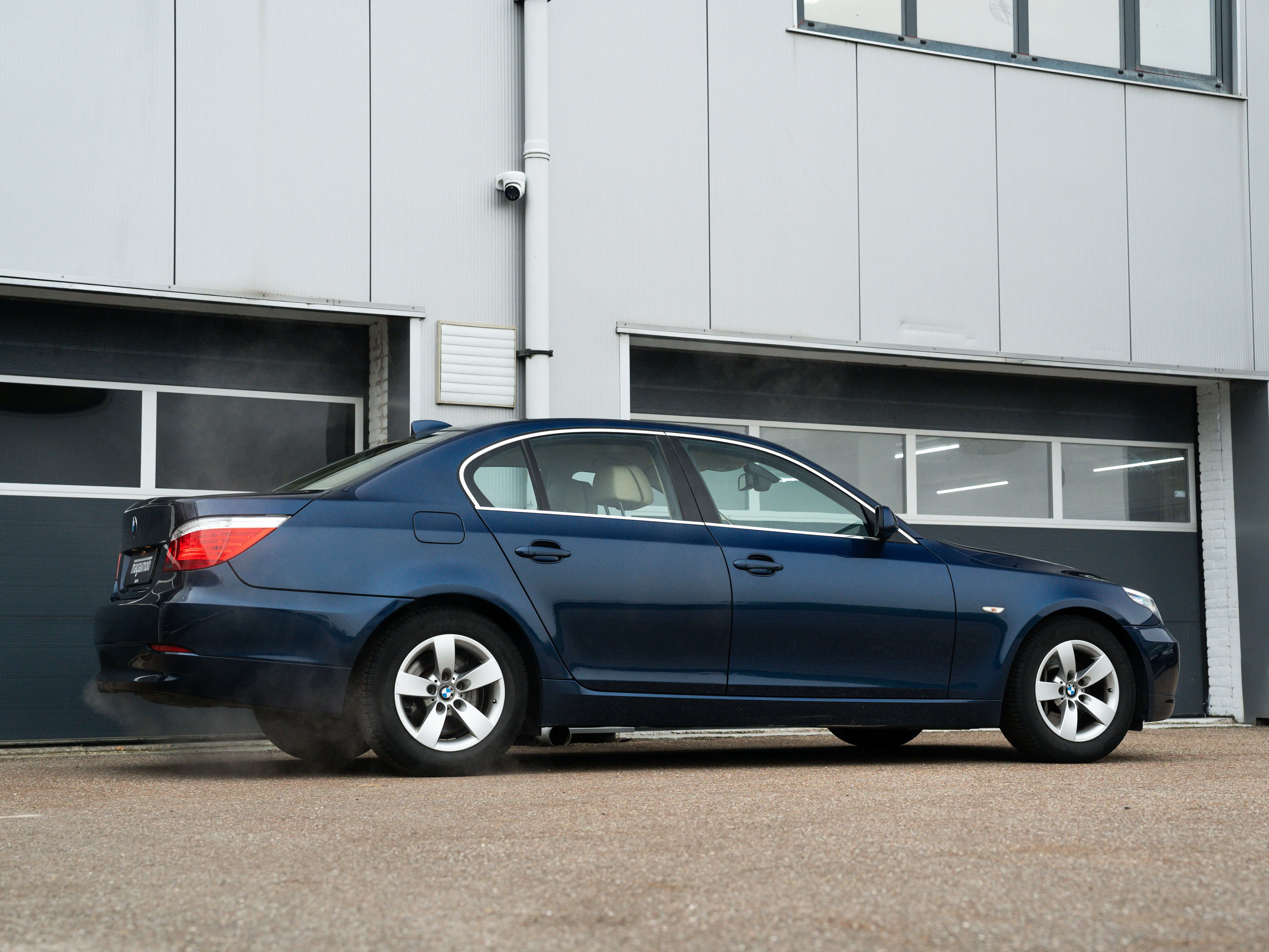 BMW E60 523i