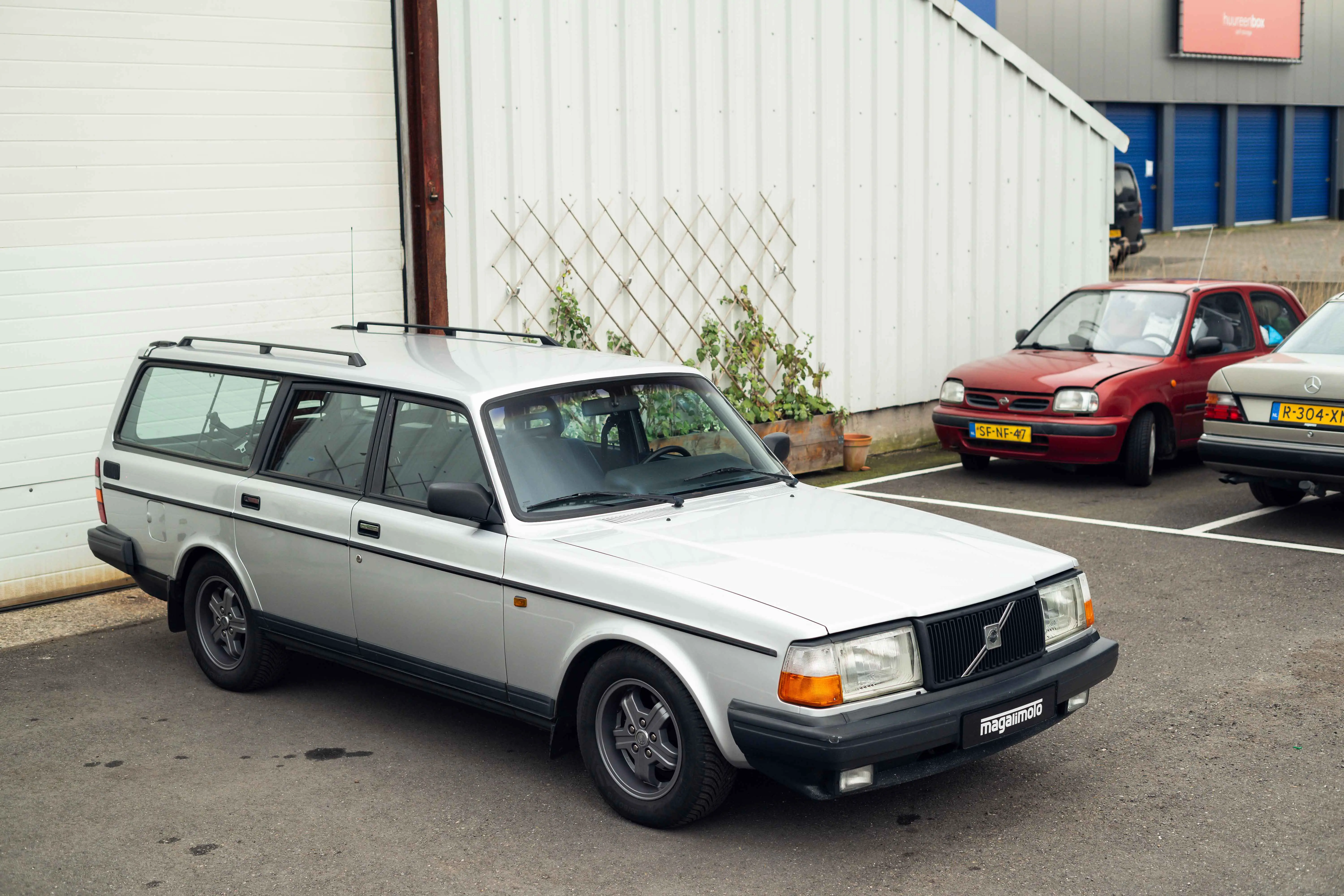 Volvo 245 DL 